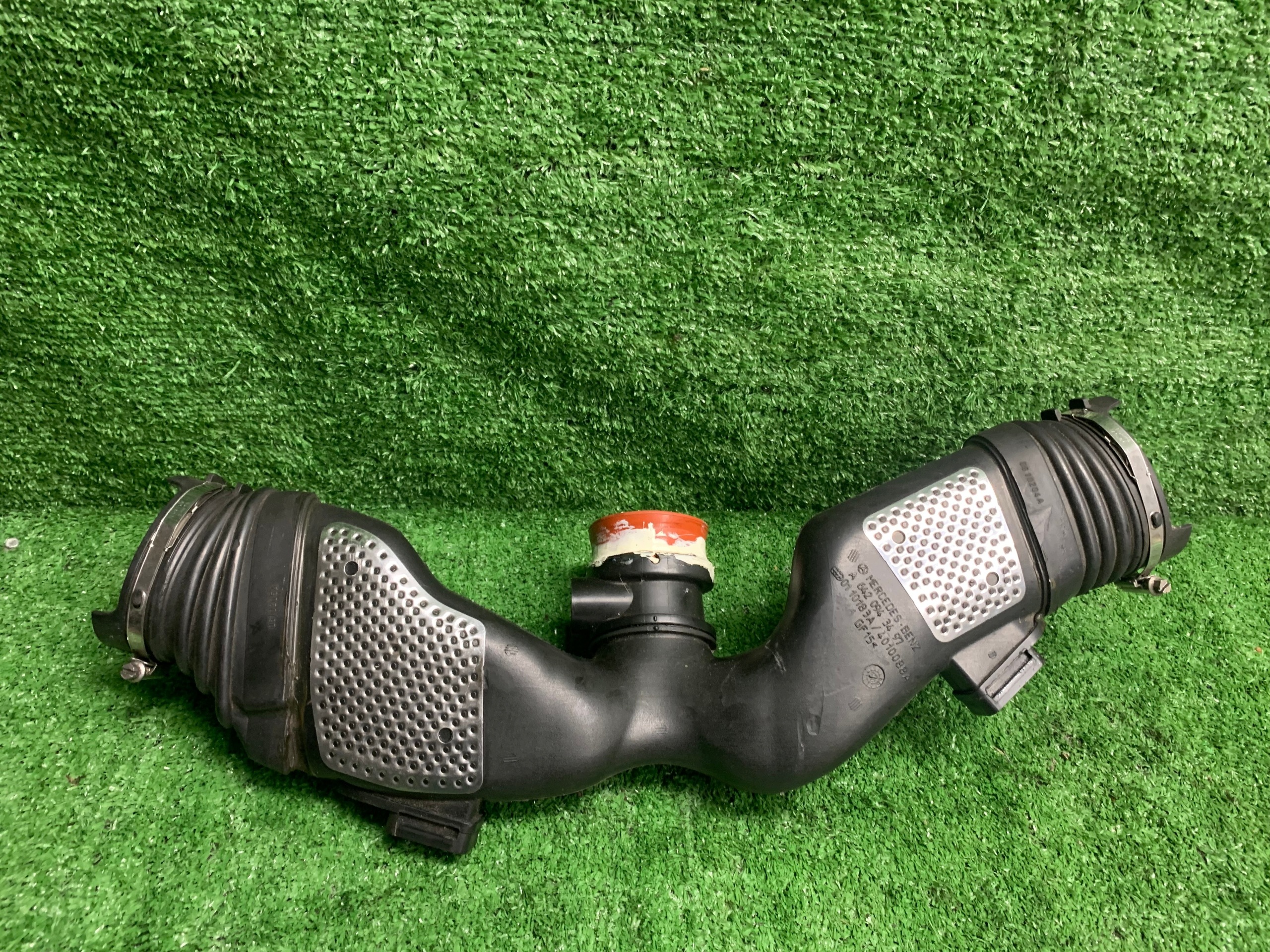 flow meter air hose MERCEDES 3.0 V6 CDI A6420943497