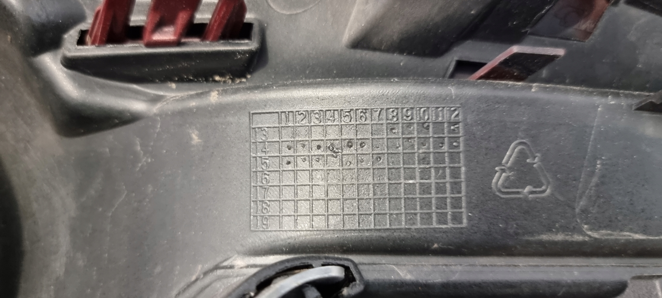 Toyota Yaris I P1 Kühlergrill FRONTGRILL Kühlergitter 531010D650M - Thumbnail 12