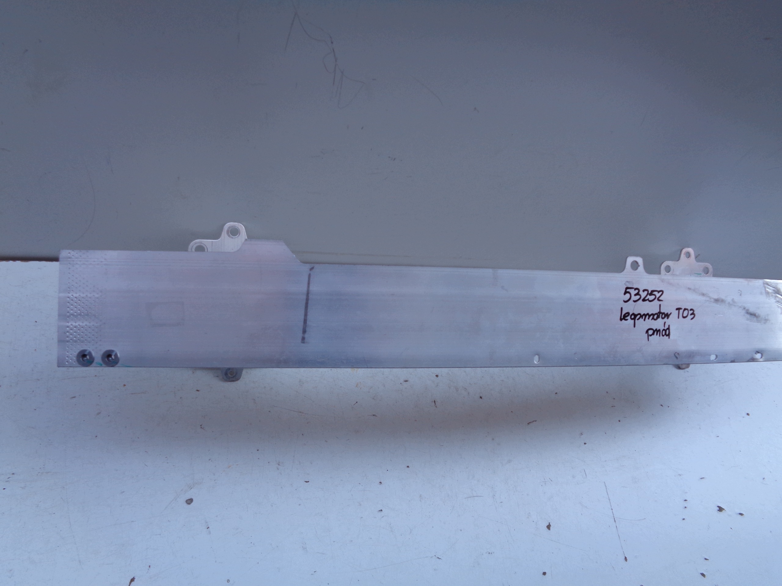 pillar bumper support front LEAPMOTOR T03 NR 53252