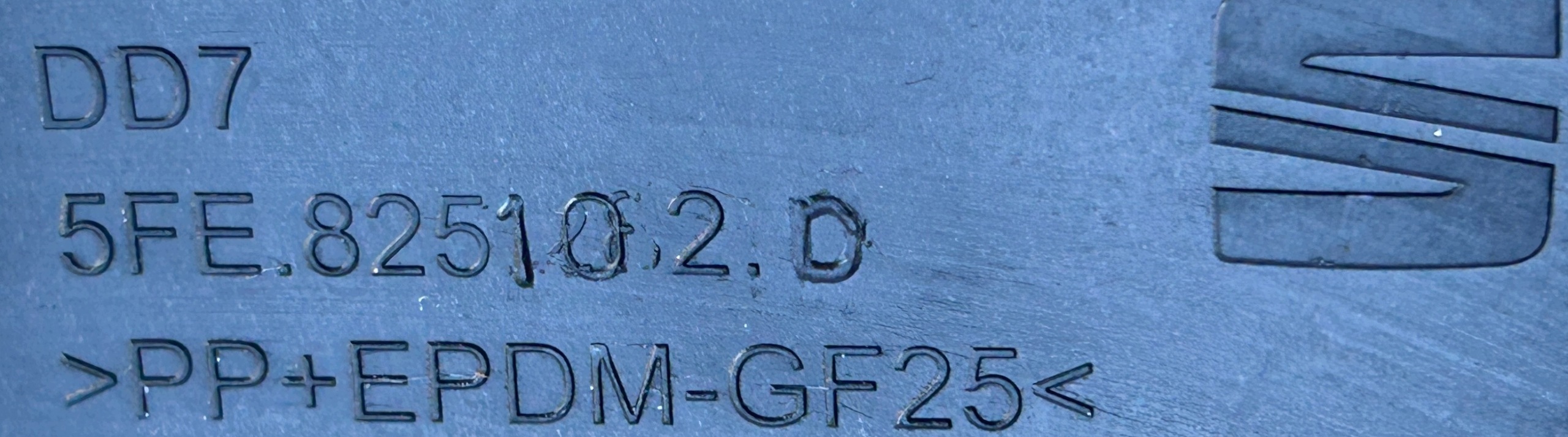 Blende Abdeckung Unterfahrschutz heck SEAT CUPRA LEON IV KOMBI 5FE825102D