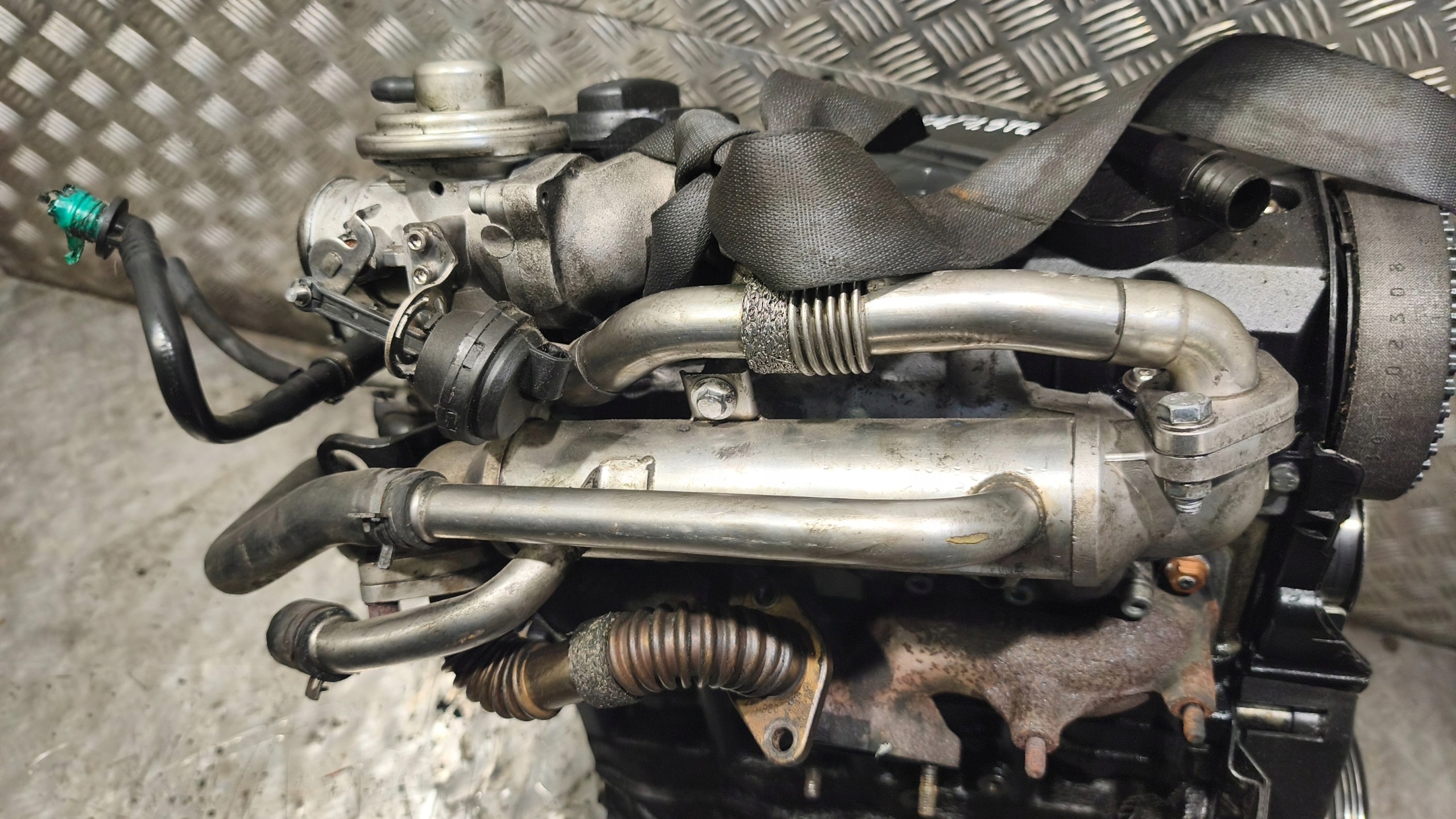 engine unprotected pillar VW PASSAT B5 1.9TDI 2001r -AVB
