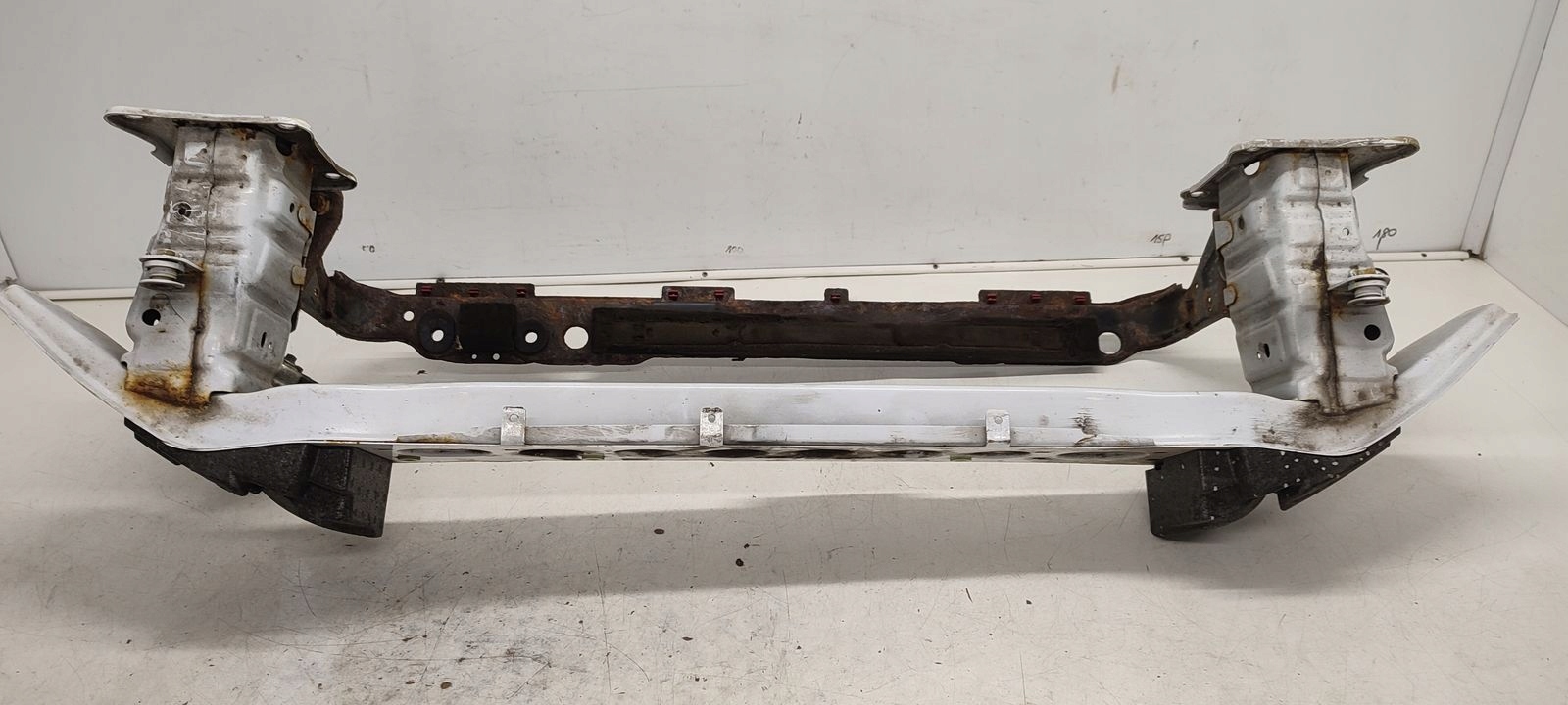 bumper support front front Ford Focus MK3 1,6 TDCI 5B