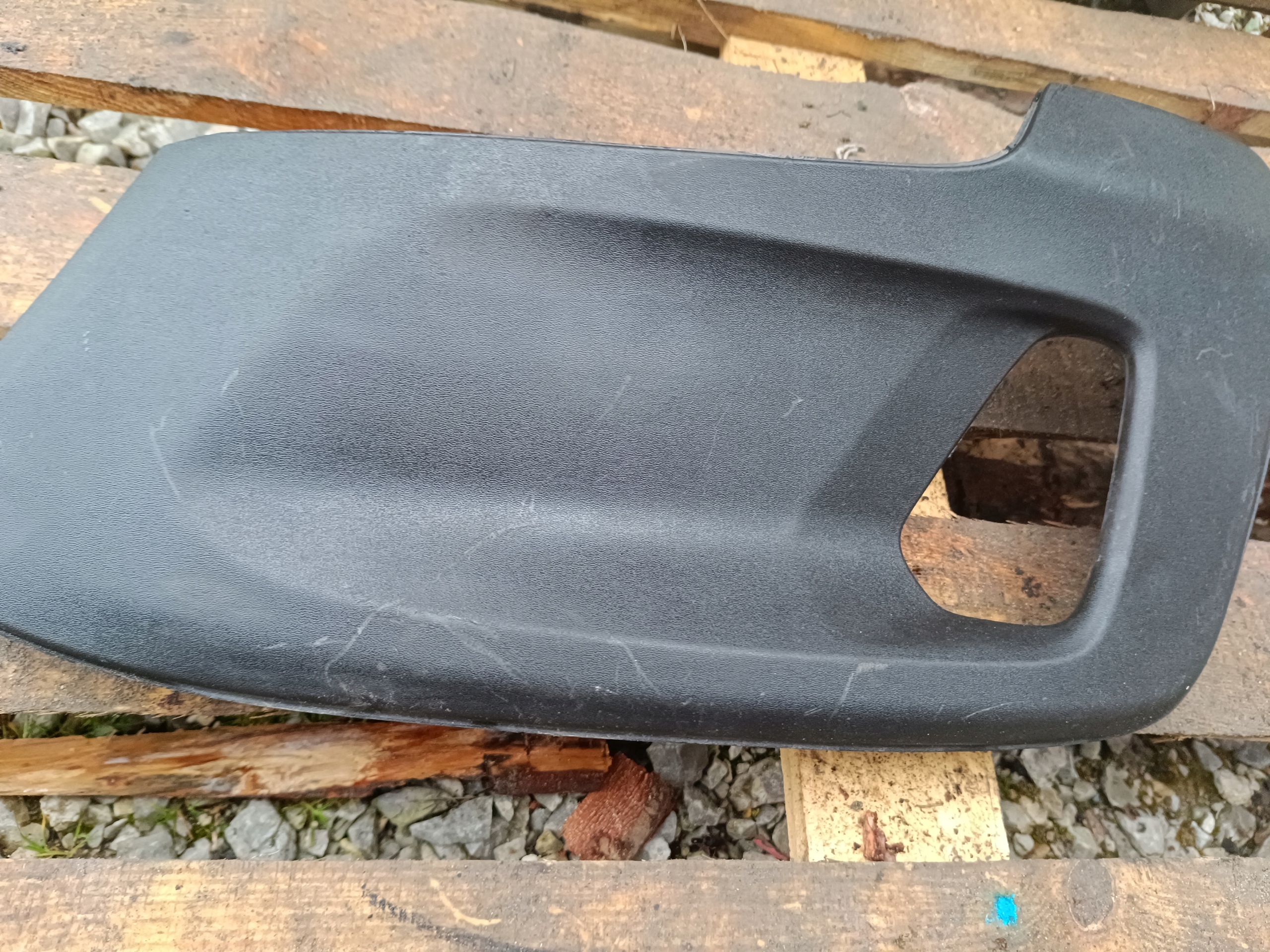 grid right front VOLVO V40 CROSS COUNTRY 31353342