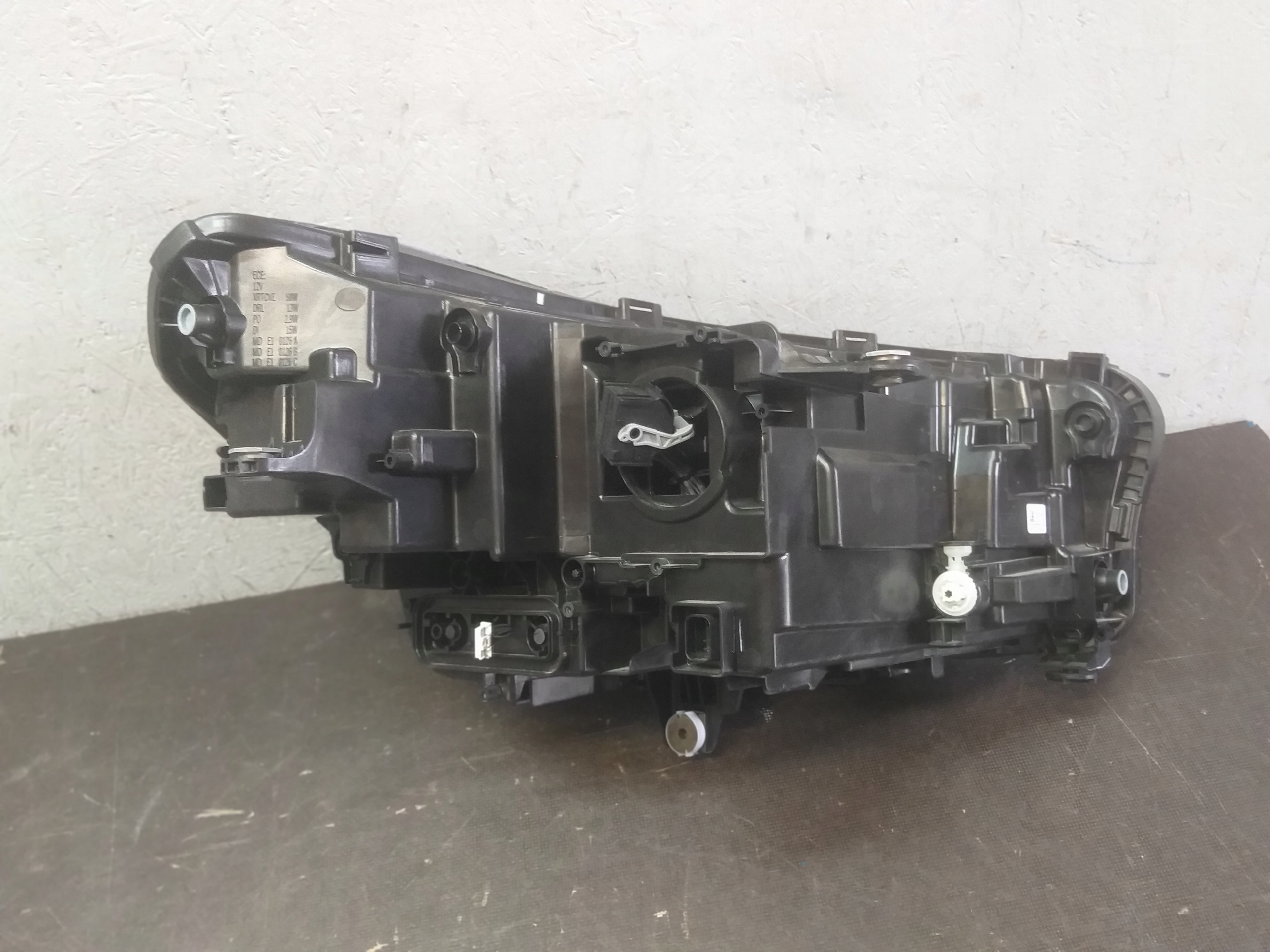 LIGHT FRONT LEFT BMW X1 U11 FULL LED 5A9A227-01