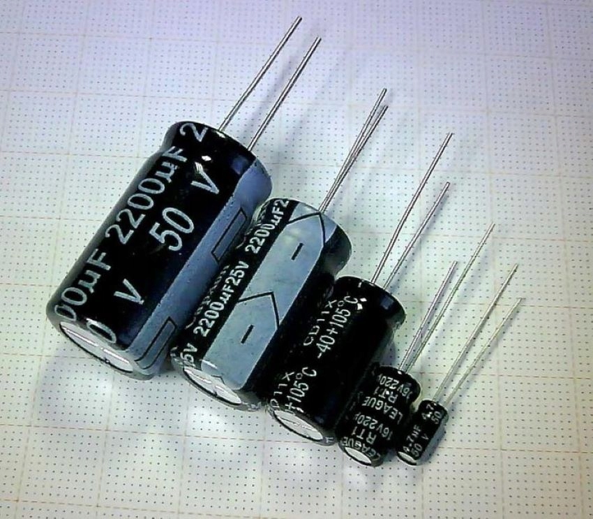 [STcs] CE4700/50 Kondensator 4700uF 50V 105C 22x36