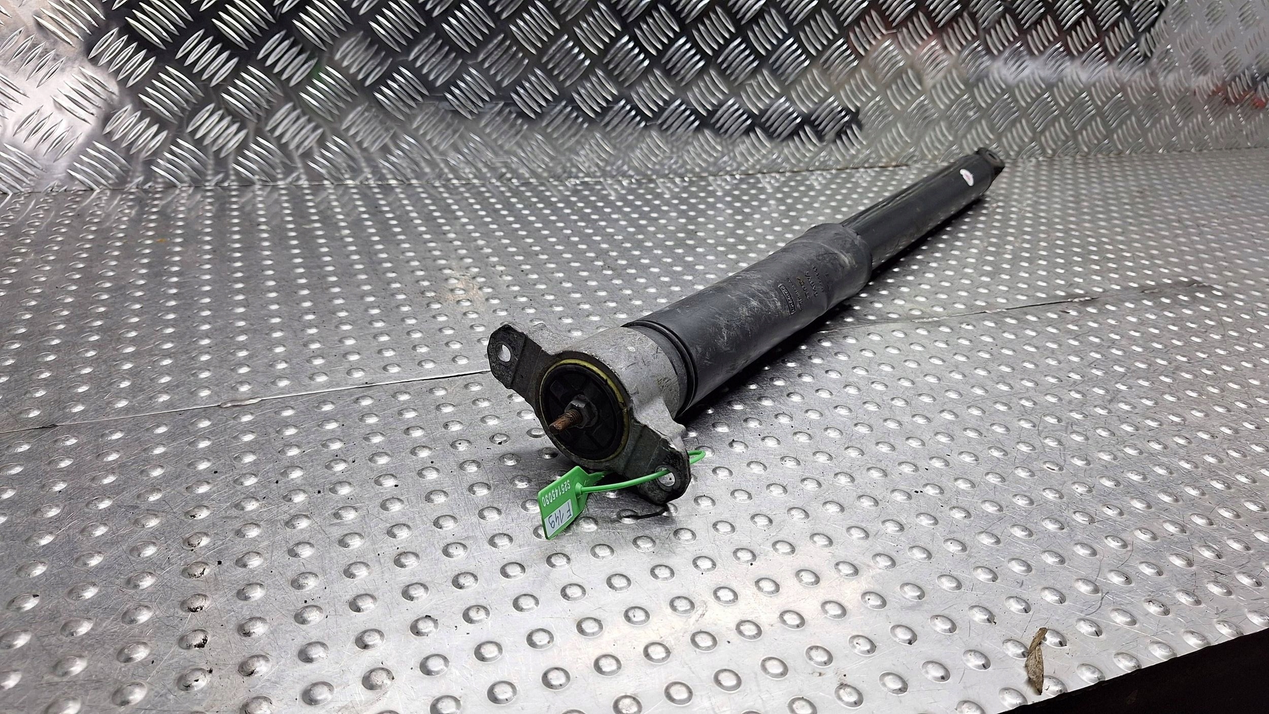 shock absorber left right rear part AV61-18080-CAE FORD FOCUS MK3 C-MAX MK2