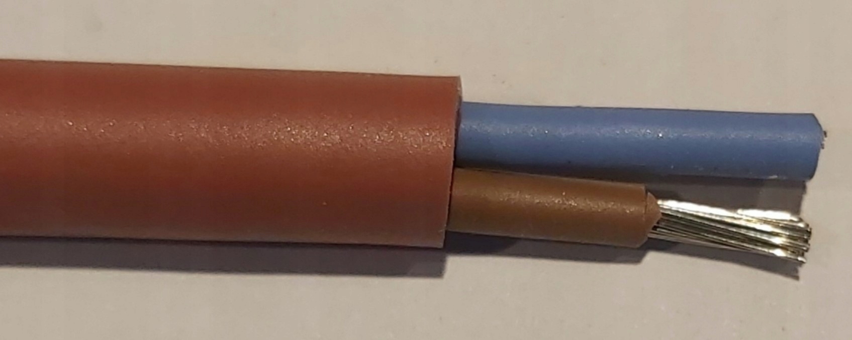 

Kabel przewód silikonowy SiHF 180°C 2x1,5mm2 sauna