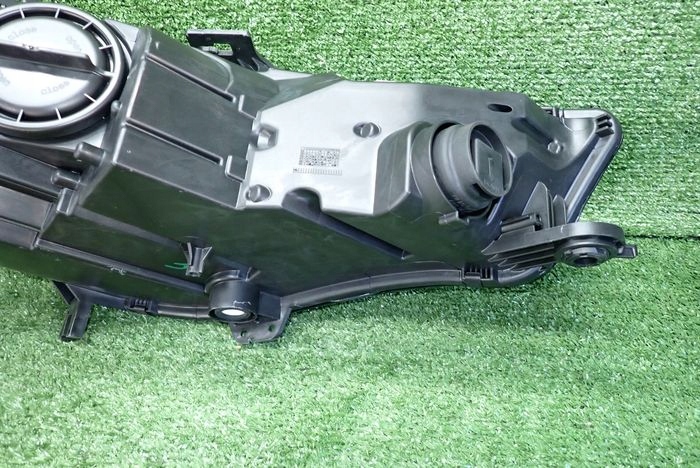 AUDI A4 B9 BI XENON 15-19 reflektor left light left 8W0941043