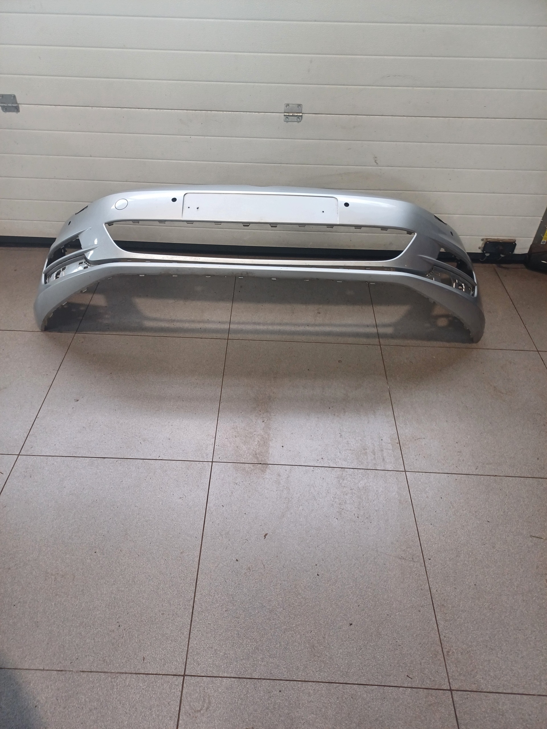 nárazník předek přední VW GOLF 7 VII 5G0807221 4 X PDC