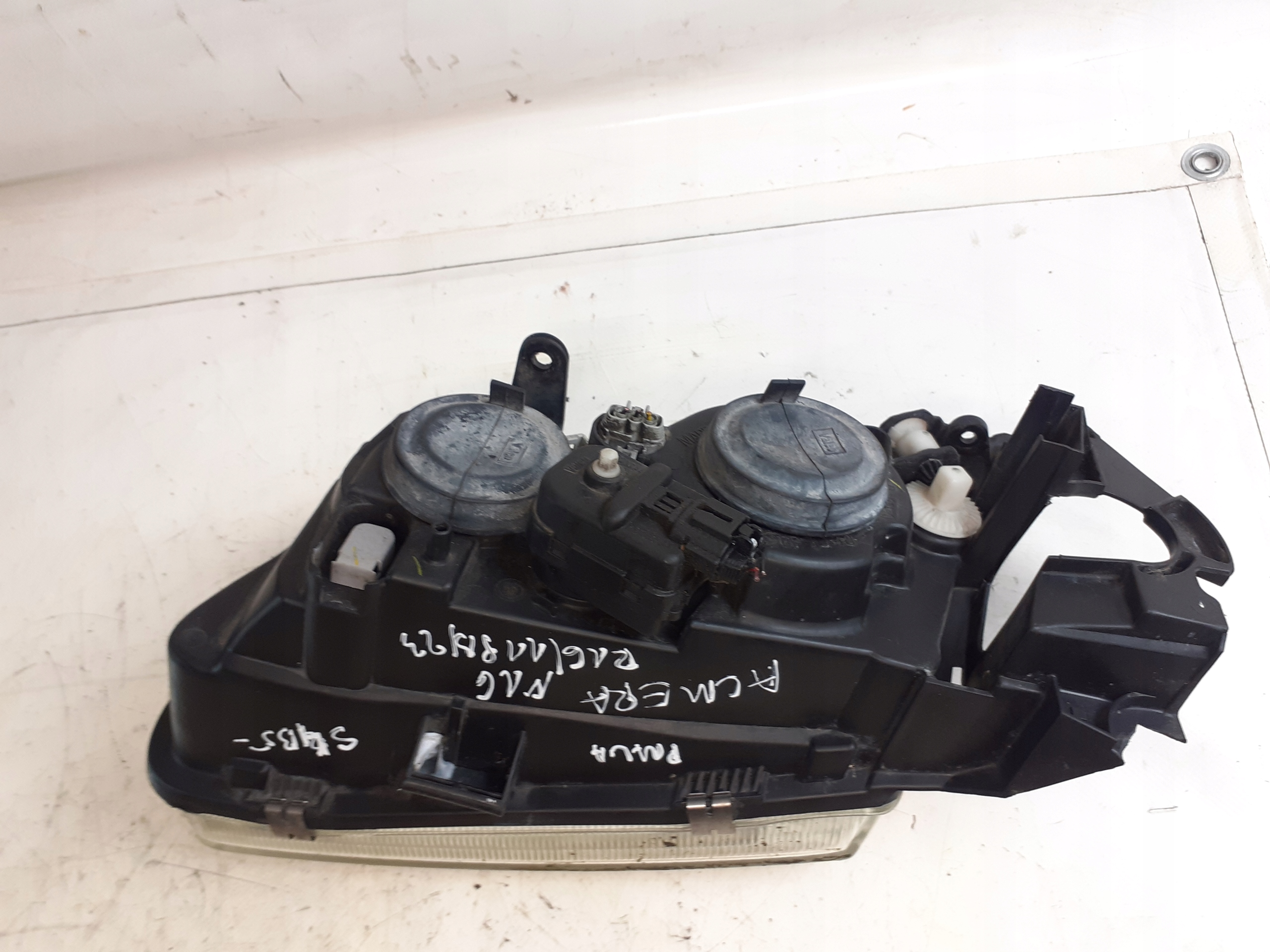 REFLEKTOR right light front EU NISSAN ALMERA N16