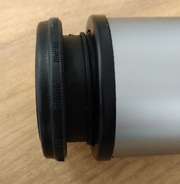 ZESTAW STÓŁ 100/65 +4 TULIPAN PLUS SREBRNE KRZESŁA Szerokość mebla 100 cm