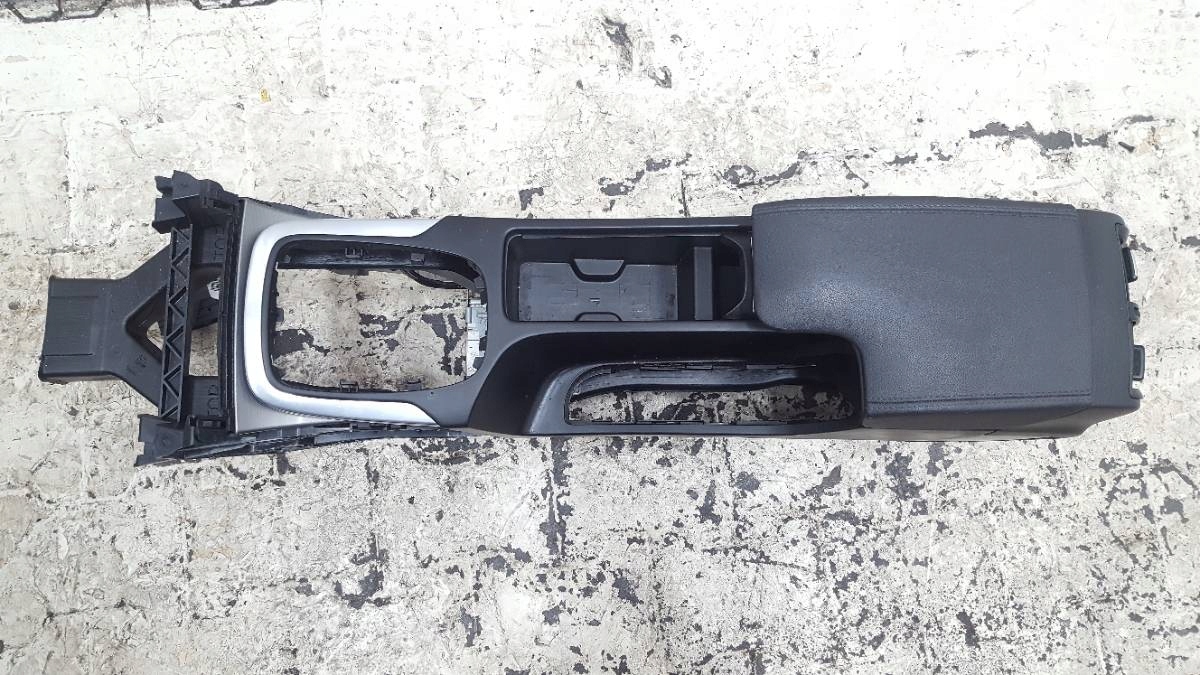 3645TEGW3T - ЦЕНТРАЛЬНЫЙ ПОДЛОКОТНИК OPEL INSIGNIA A EU