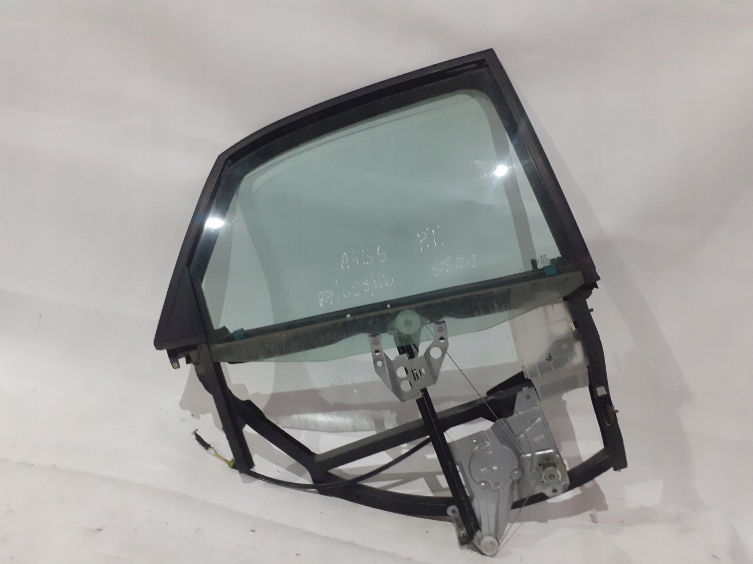 window regulator manual right rear part Audi A4 B5