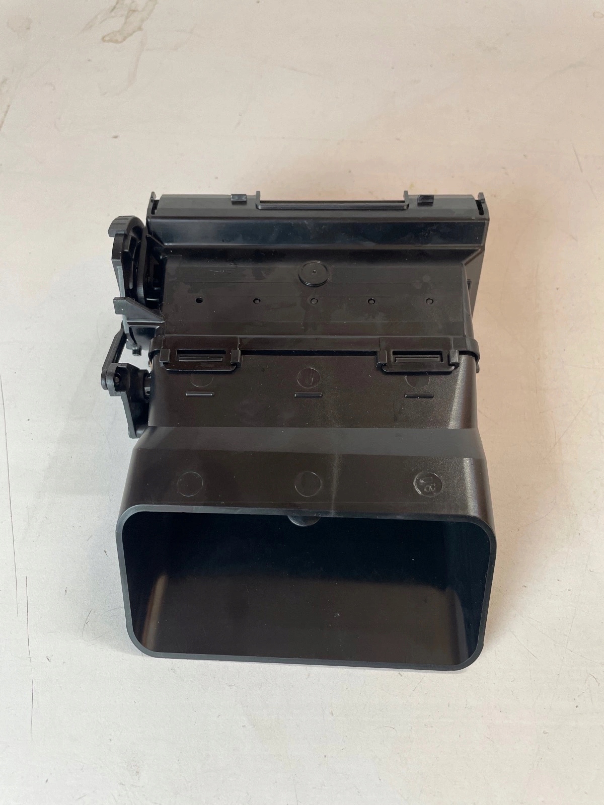 Panel Lüftungsgitter des lüfters mitte links Ford Kuga MK1