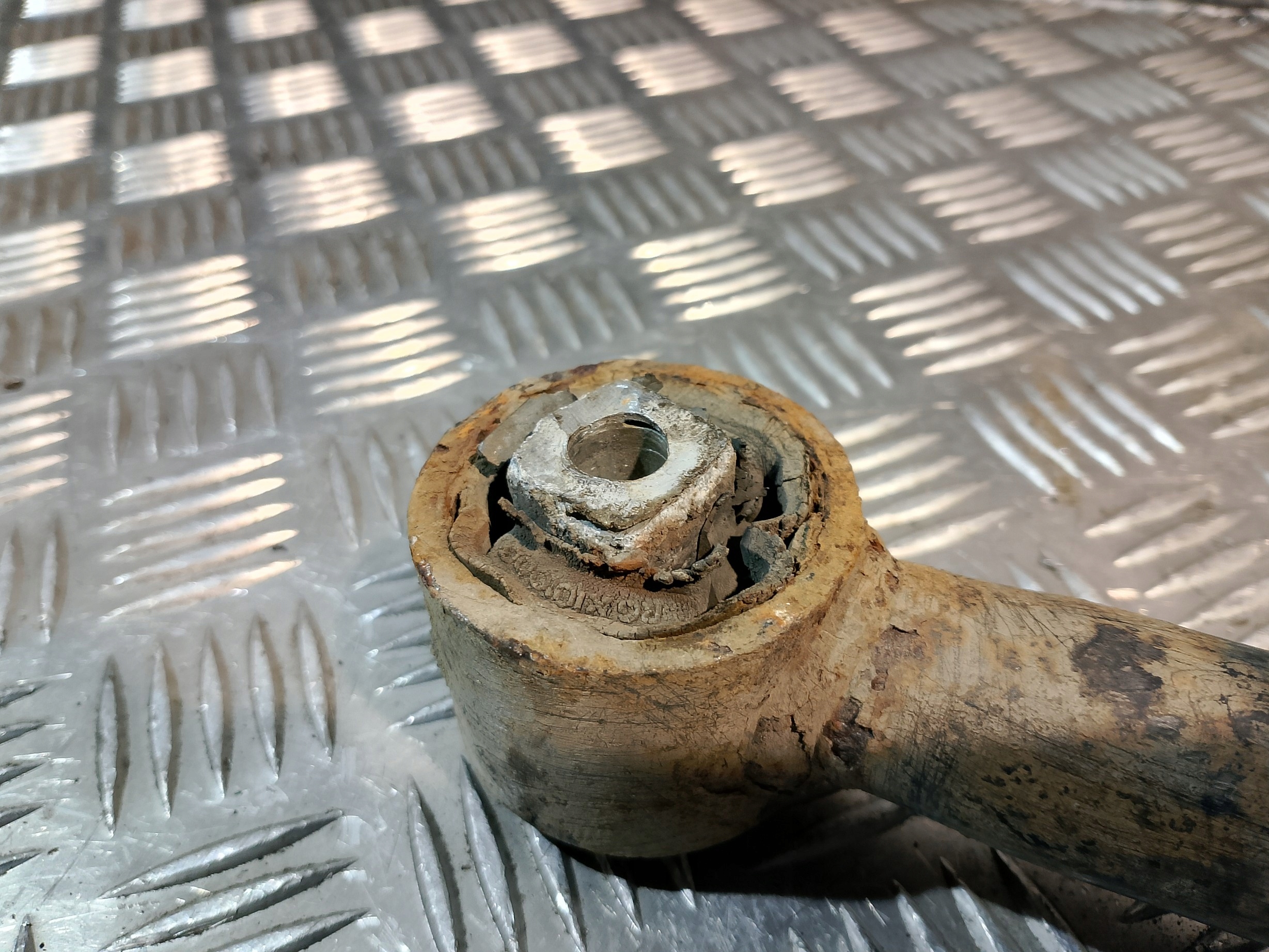 Querlenker heck hinten links LAND ROVER FREELANDER 1.8 B