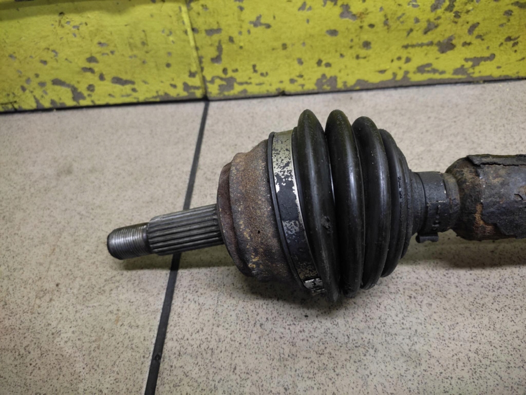 VW GOLF II 1.2 semi-axis right front