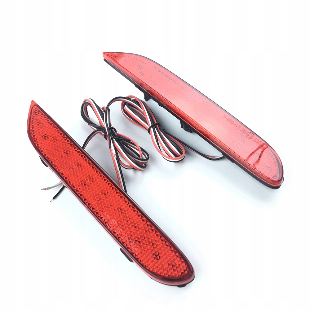 Nissan Leaf Pathfinder LED Bumper Reflectors Light