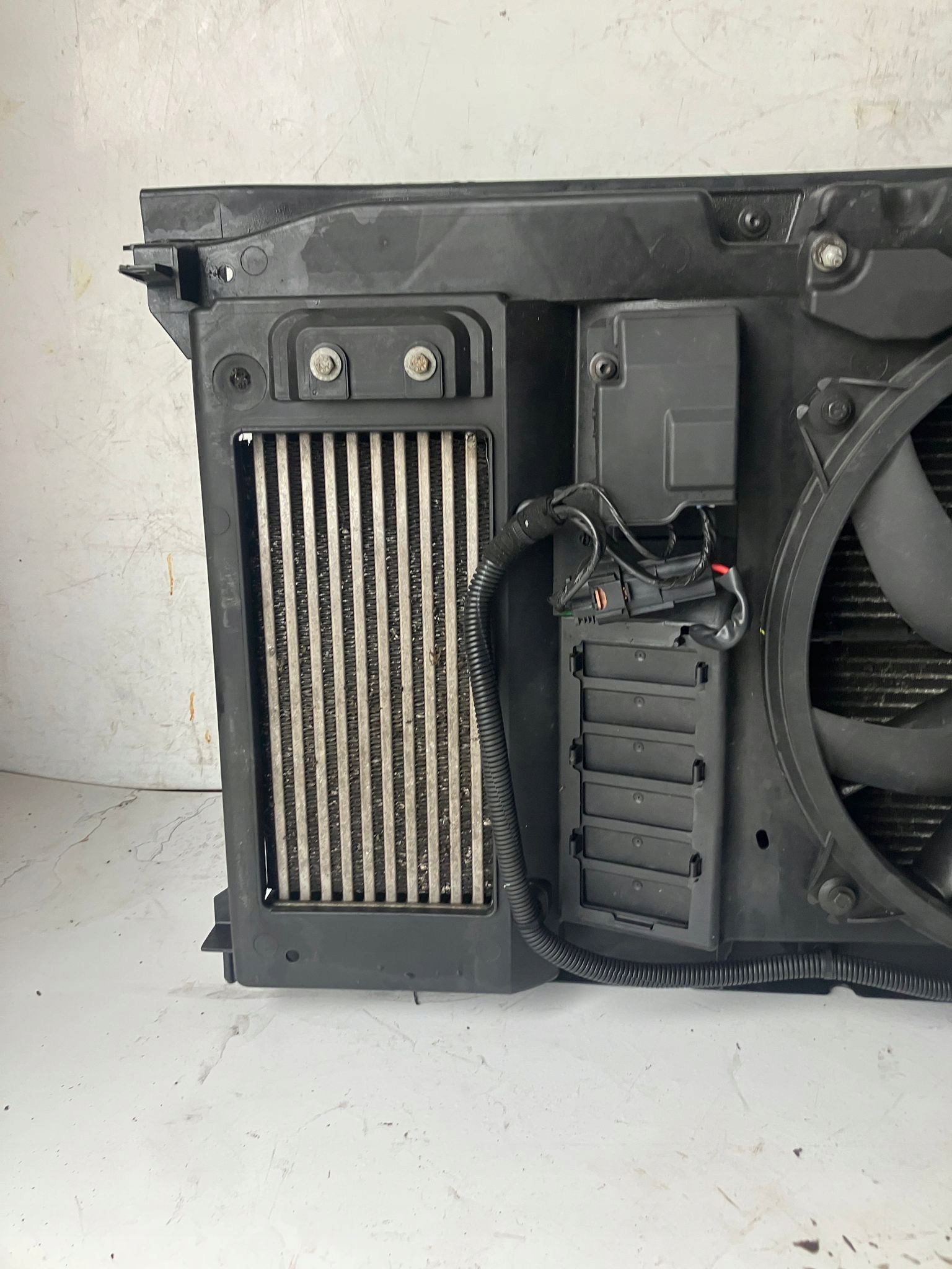 support panel for radiators radiator fan CITROEN C4 II B7 1.6 BLUE HDI