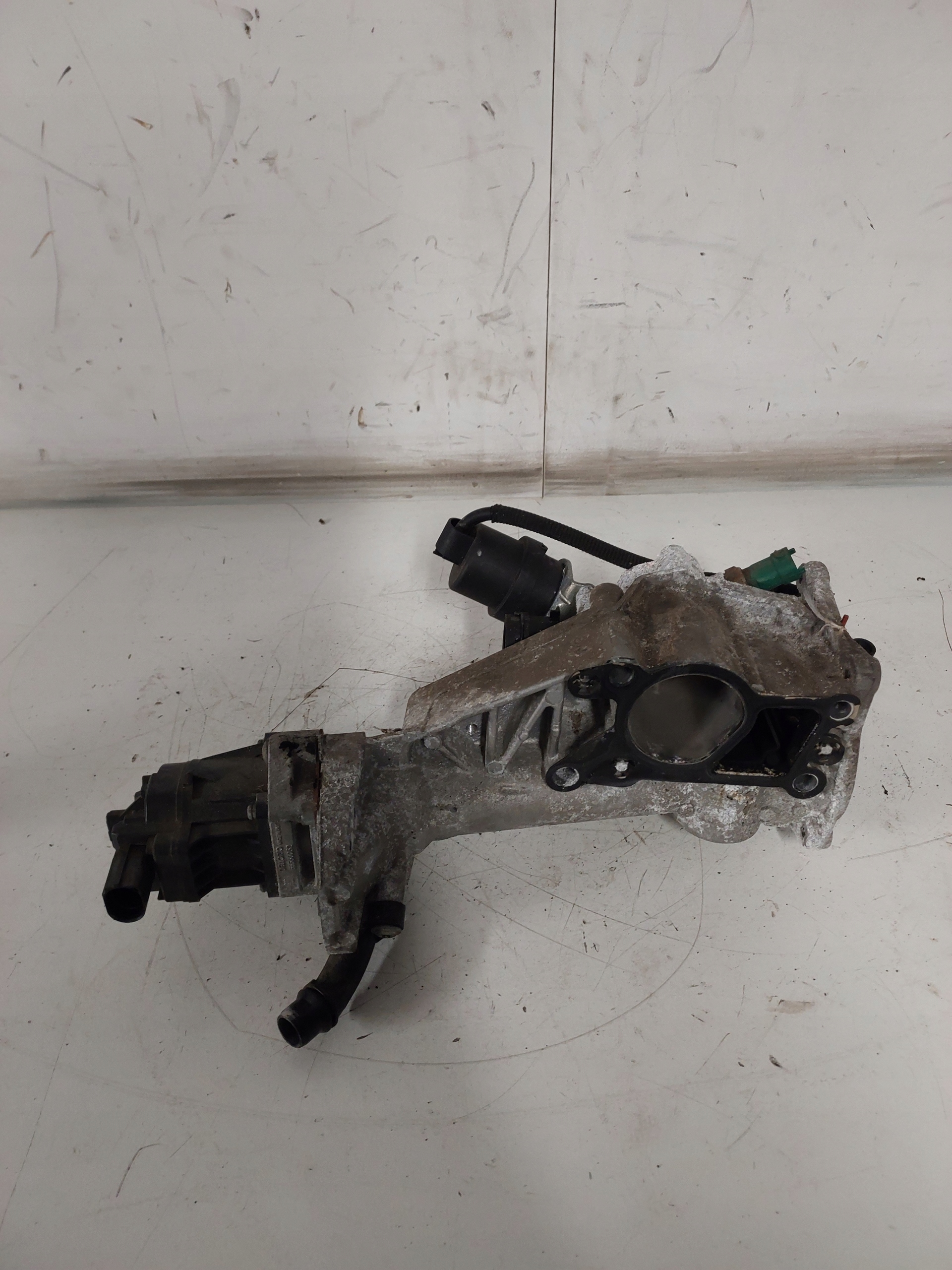 Opel OE 55566052 zawor agr