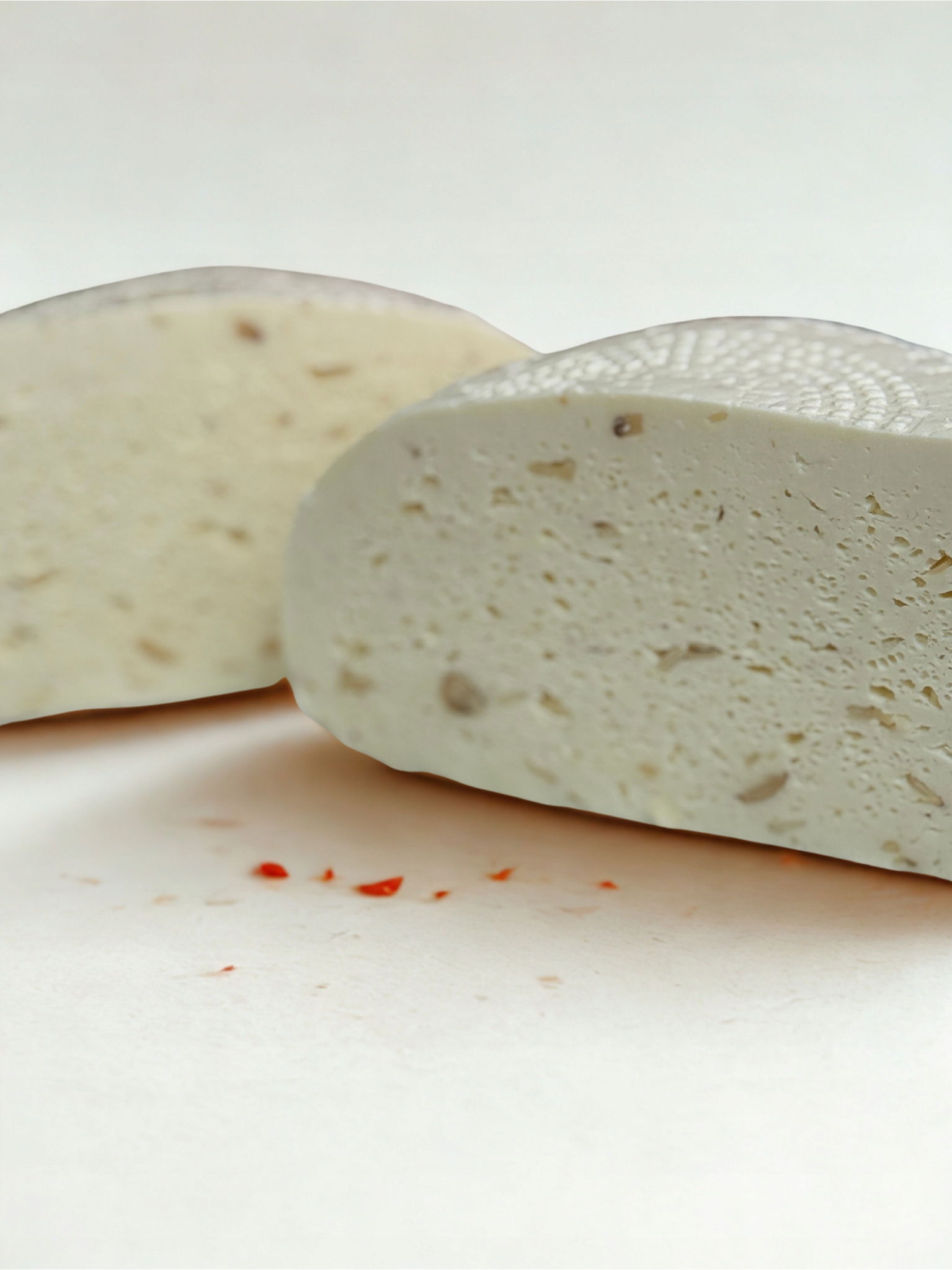 Levně Netupský korytinský "svojský" sýr z Přírodního Materiálu cca 1 kg Certifikát