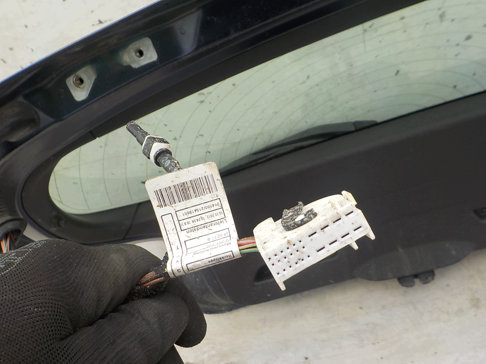 856 BMW 1 (F20) boot door rear