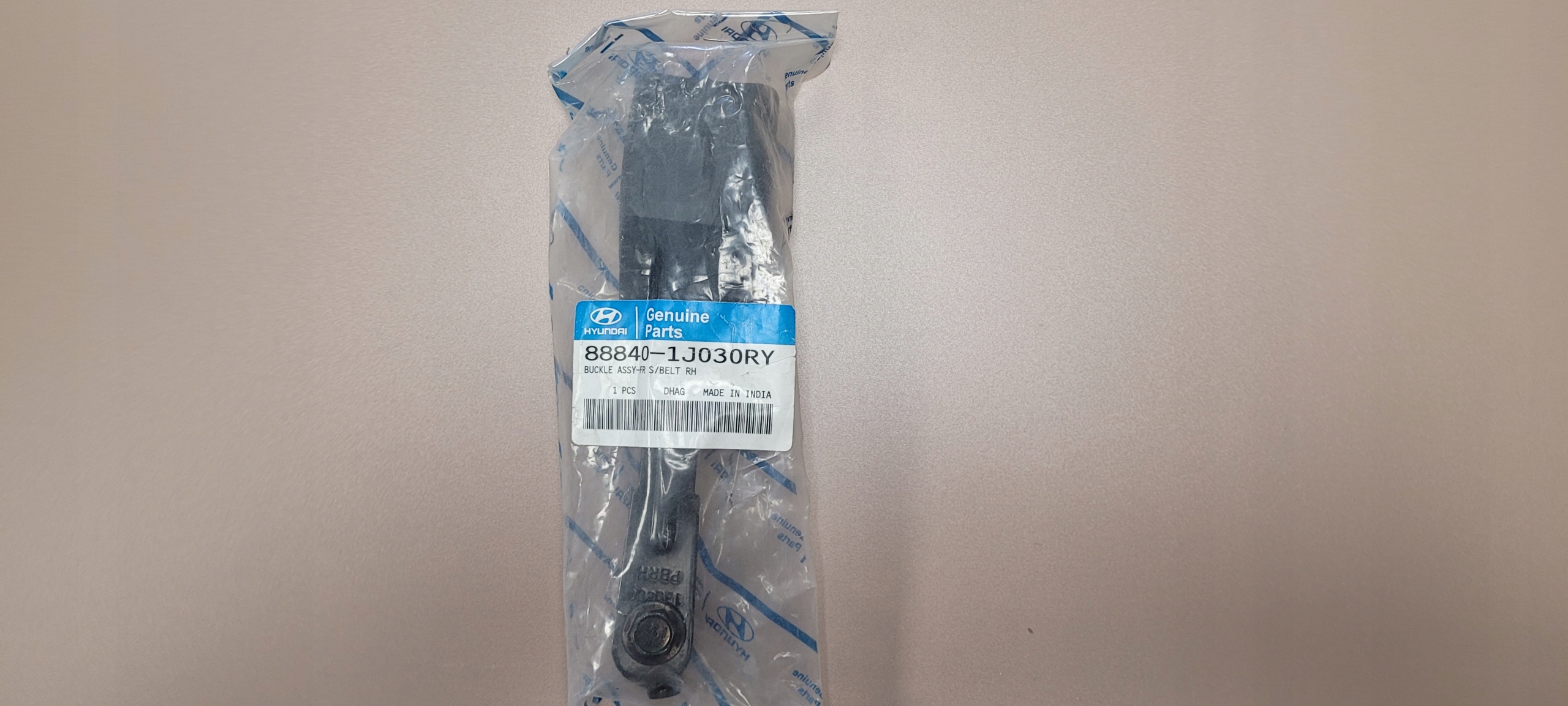 ZAMEK PASA BEZPIECZEŃSTWA 888401J030RY