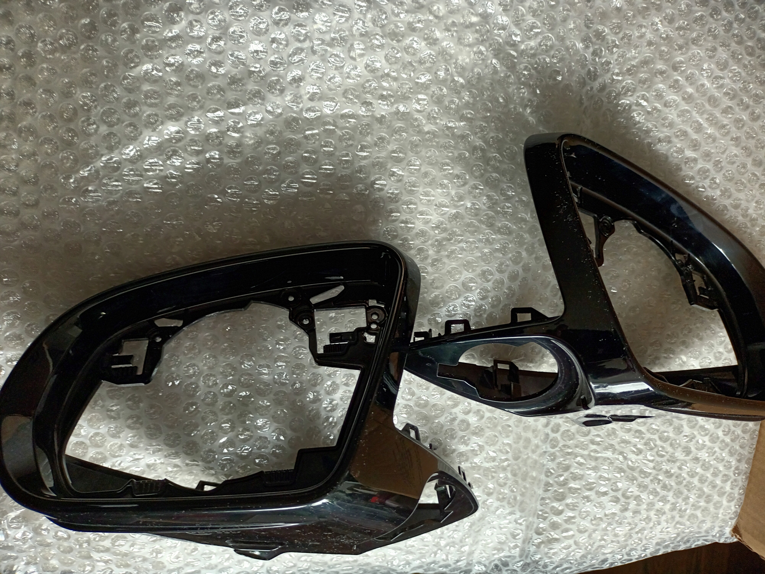 OBUDOWA RAMKA MERCEDES E W238 CLS W257 C197 C257