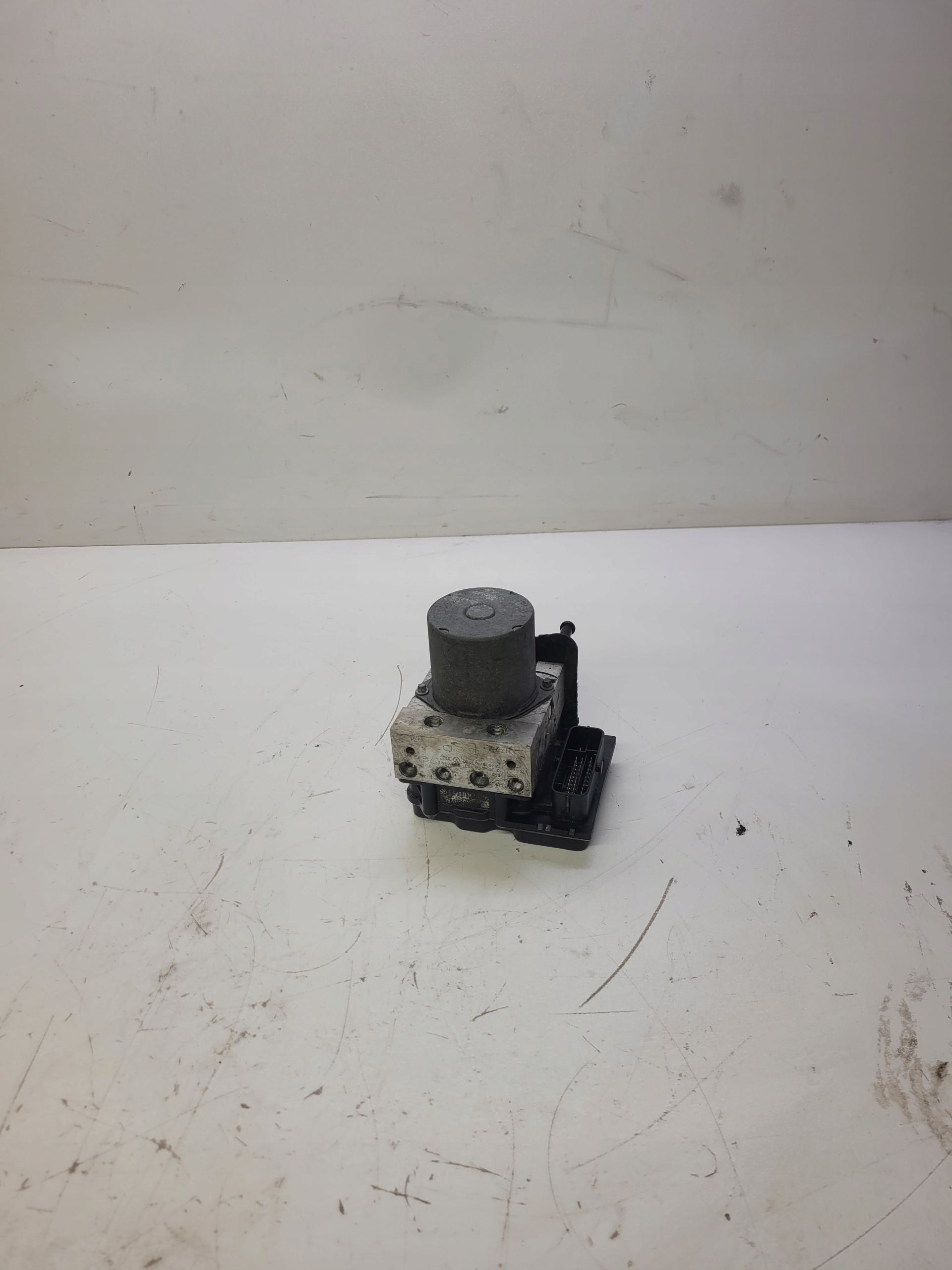 POMPA ABS ESP AUDI A4 A5 8K0907379CN 8K0614517GT