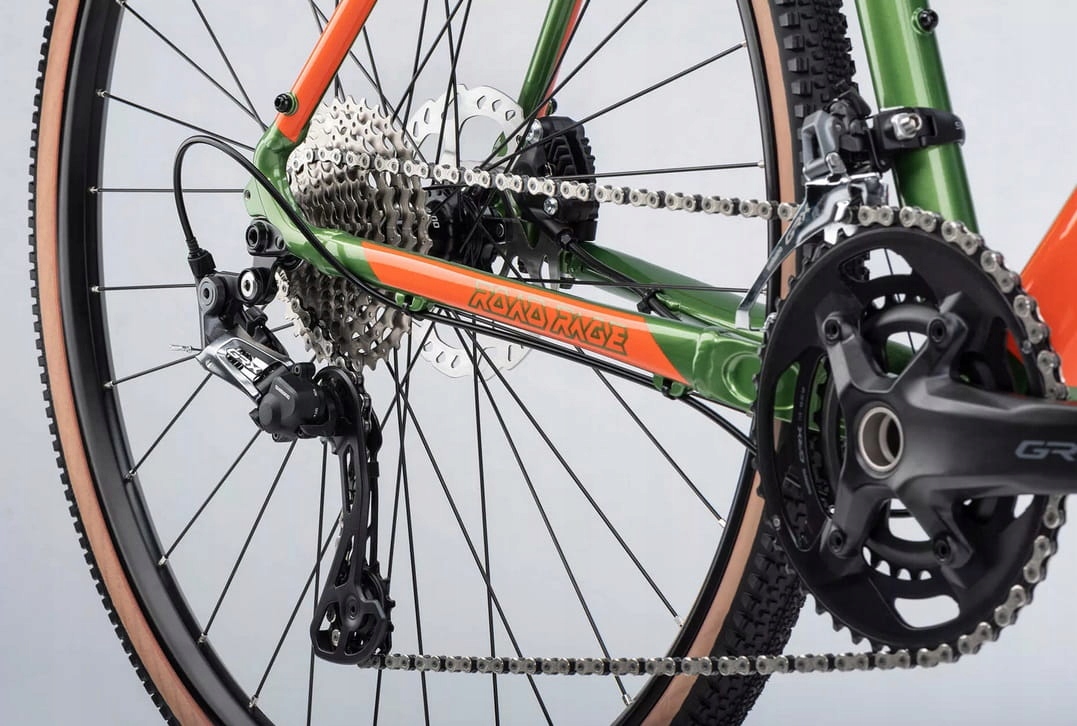 GHOST ROAD RAGE ESSENTIAL AL 2023 GREEN/ORANGE od ROWER-SPORT_PL Rozmiar ramy 50 cm