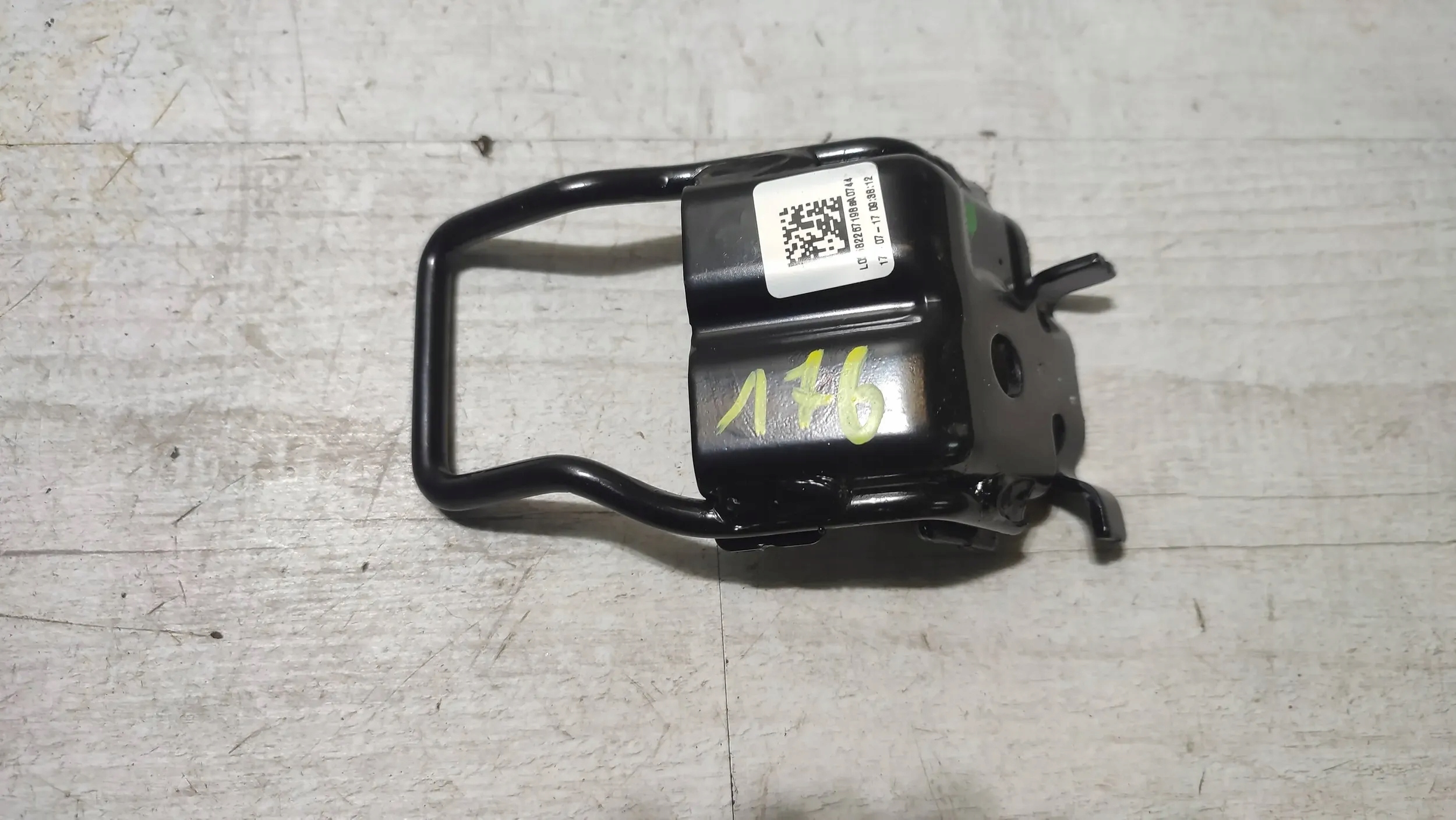 Mercedes-Benz A-classa W176 17r. 1.5cdi Halter kanapy heck