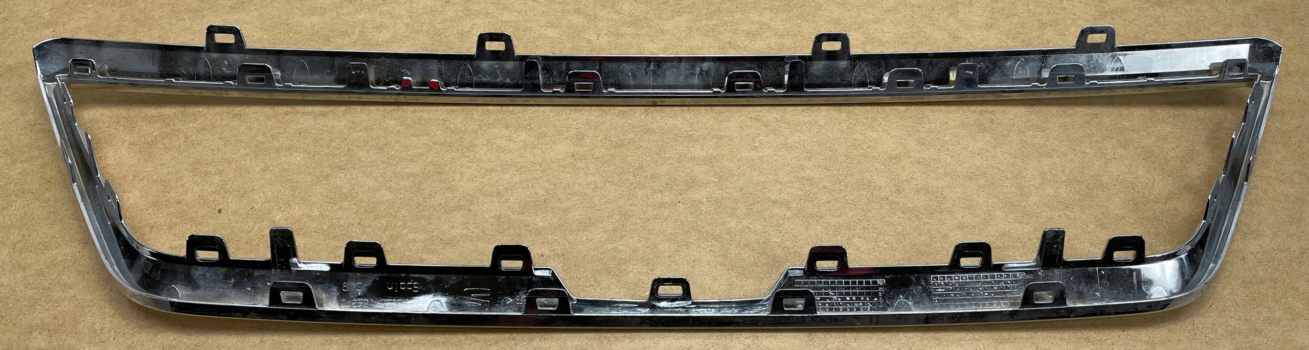 SEAT IBIZA V 5 6F0 2017 - frame moulding grill grille CHROM 6F0854643B