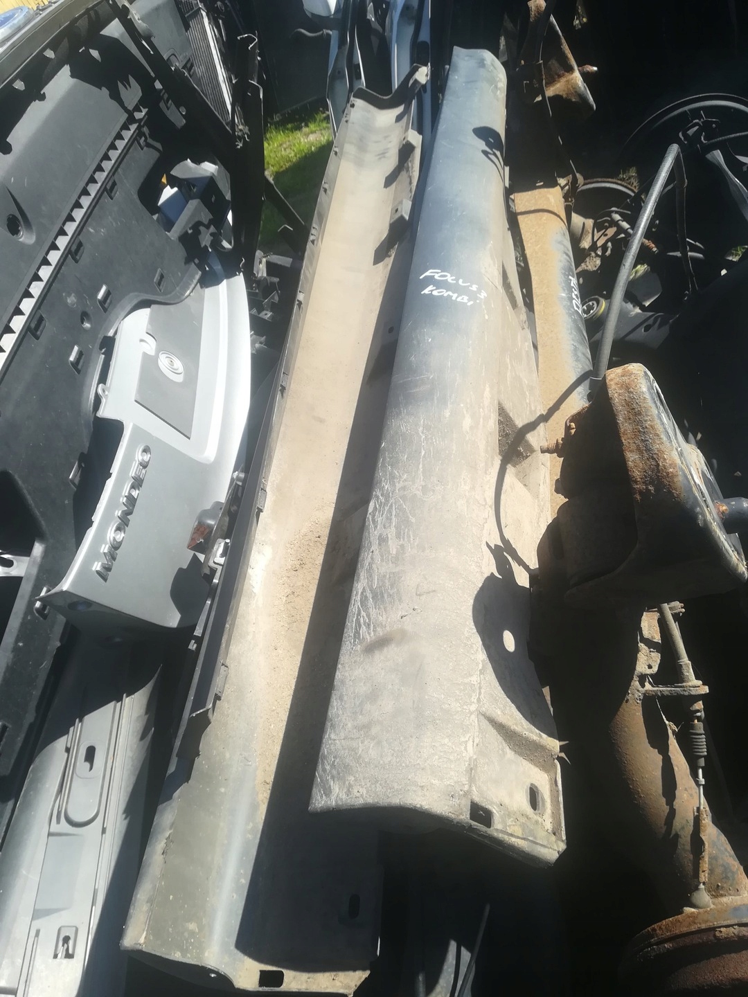 LISTWA PROGU NAKŁADKA FORD FOCUS KOMBI HB MK3