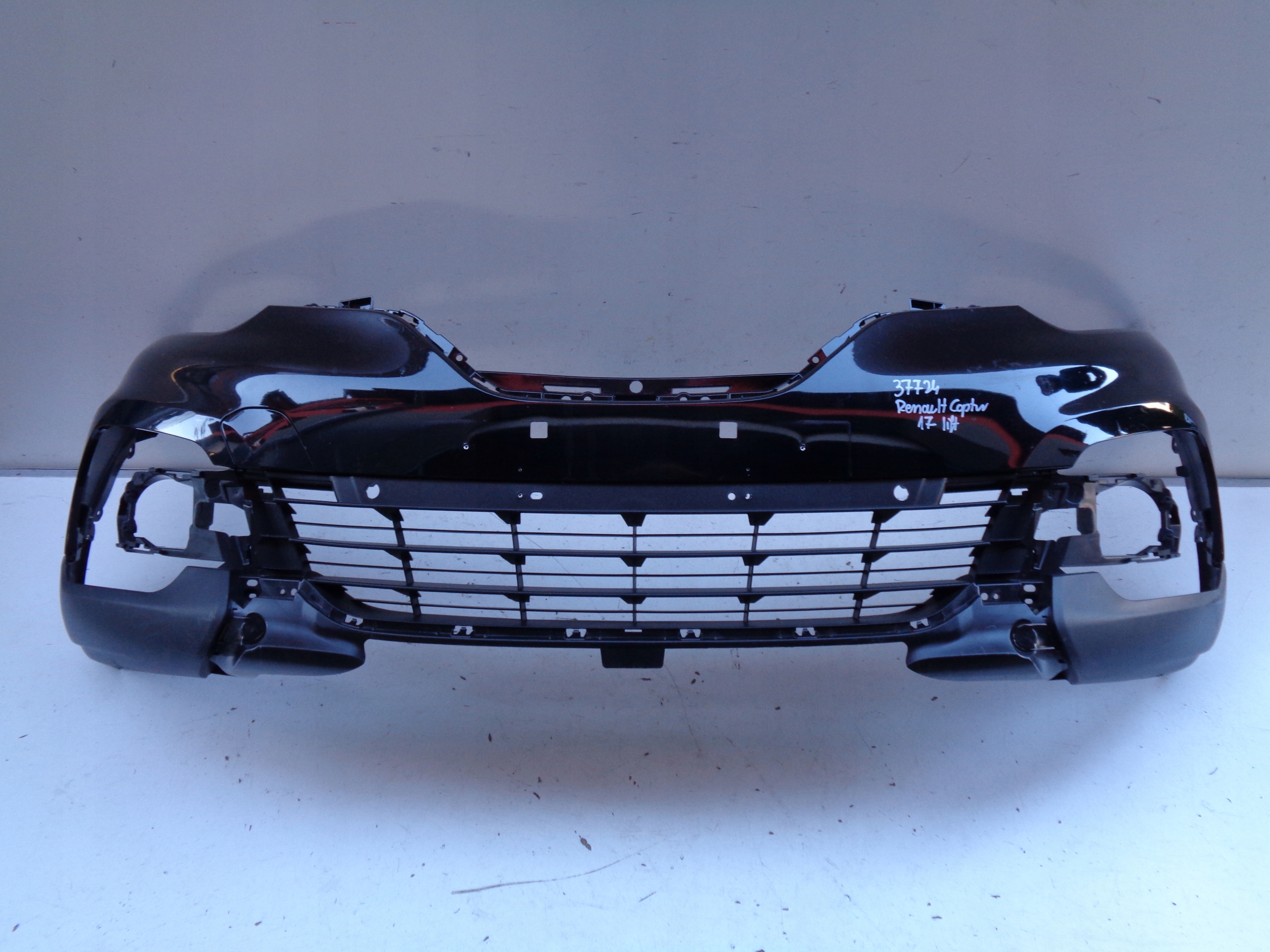 front bumper RENAULT CAPTUR 17- LIFT NR 37724