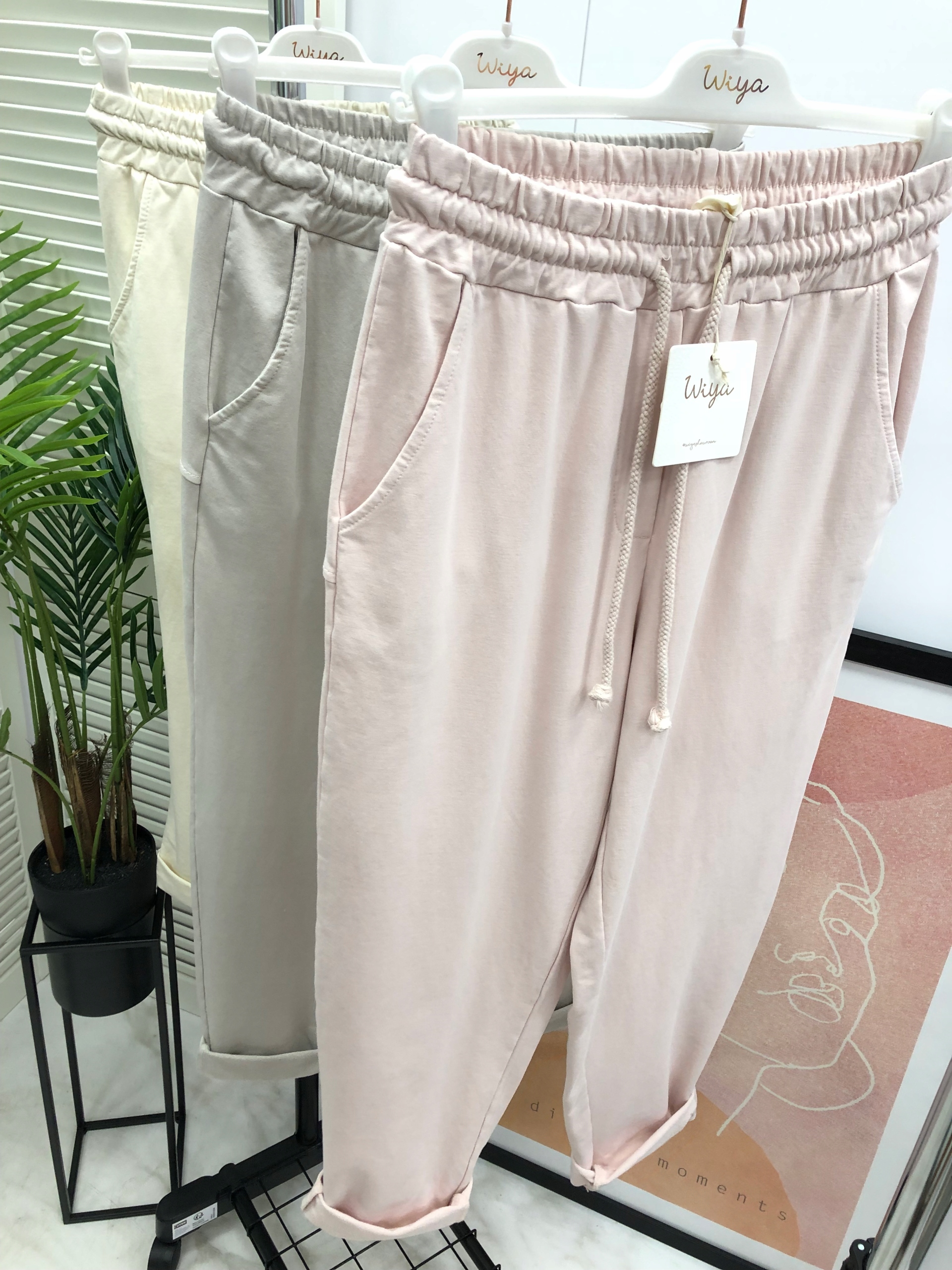 WIYA ITALY SPODNIE DRESOWE czerń new model 2024 Wzór dominujący bez wzoru