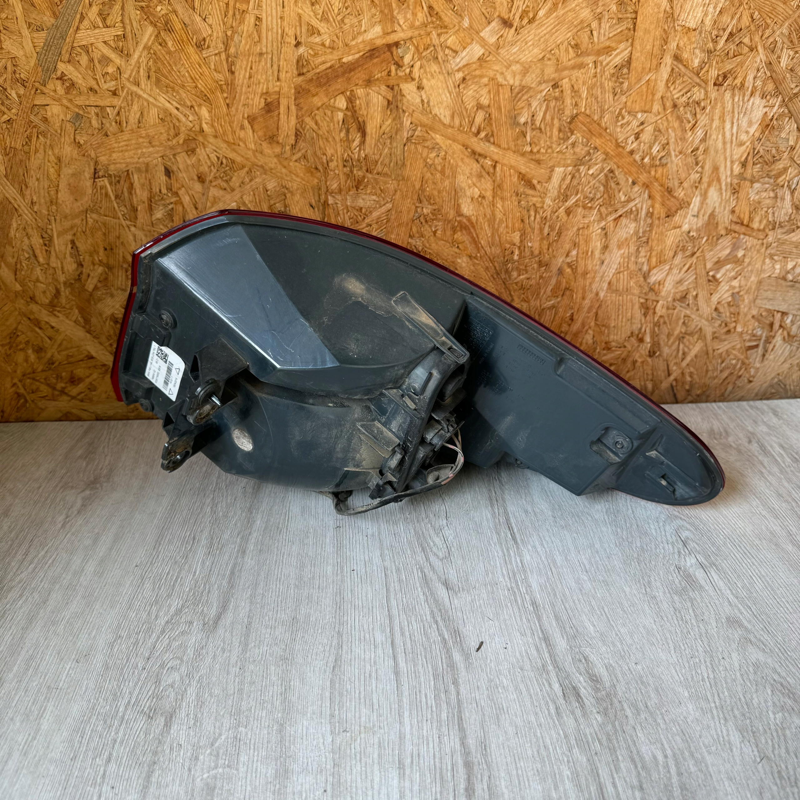 LIGHT REAR LEFT BMW X1 F48 7488541