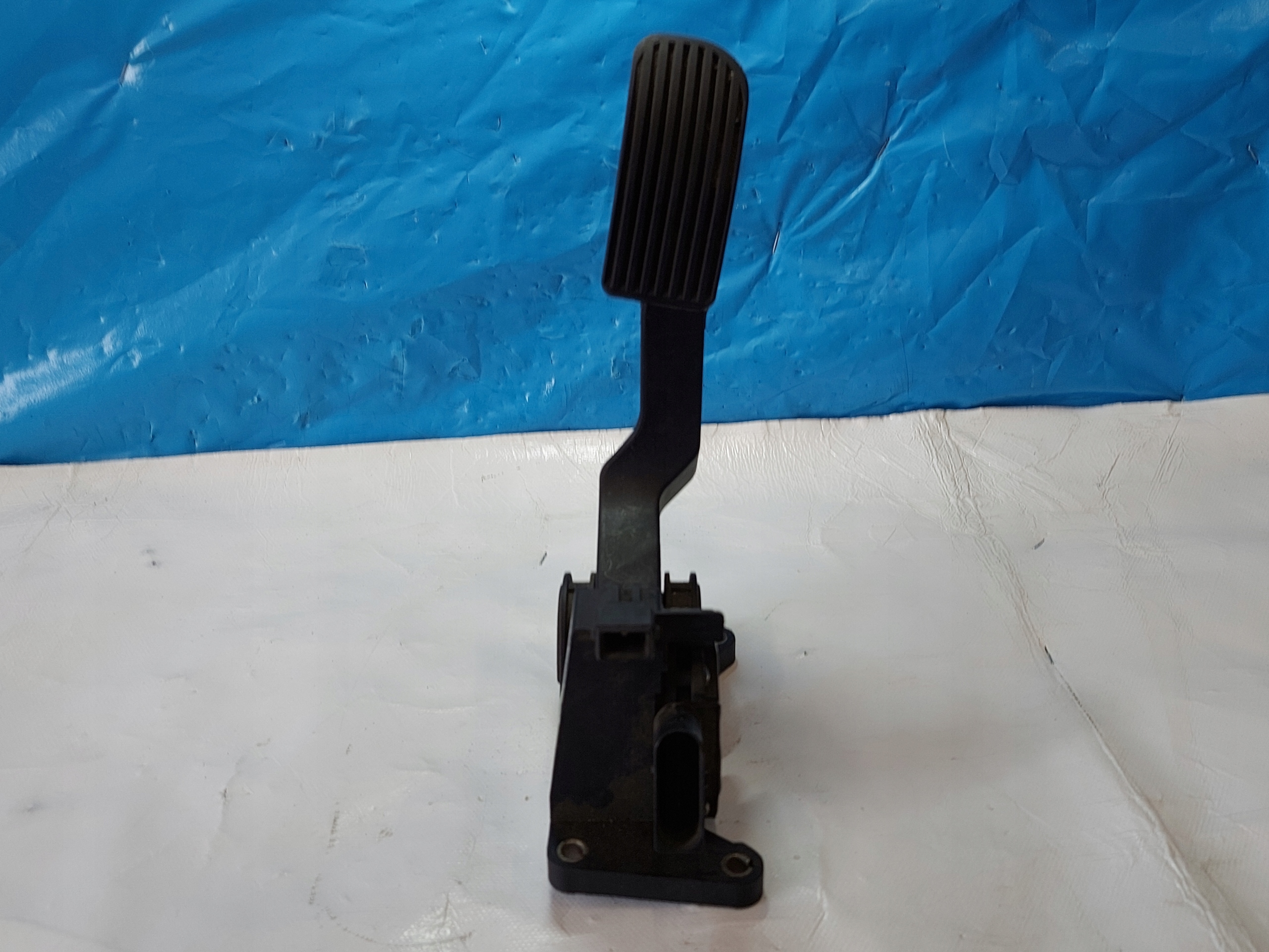 accelerator pedal SPRINTER CDI 0281002335