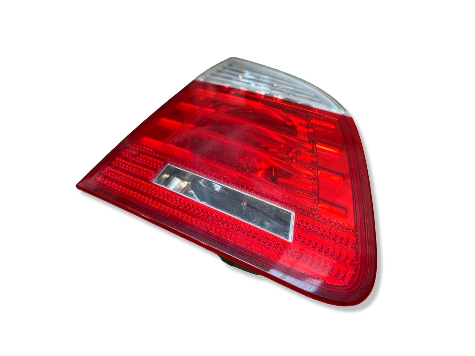 light rear to the bonnet left side BMW 5 E60/E61 facelift E61 2009 7177697