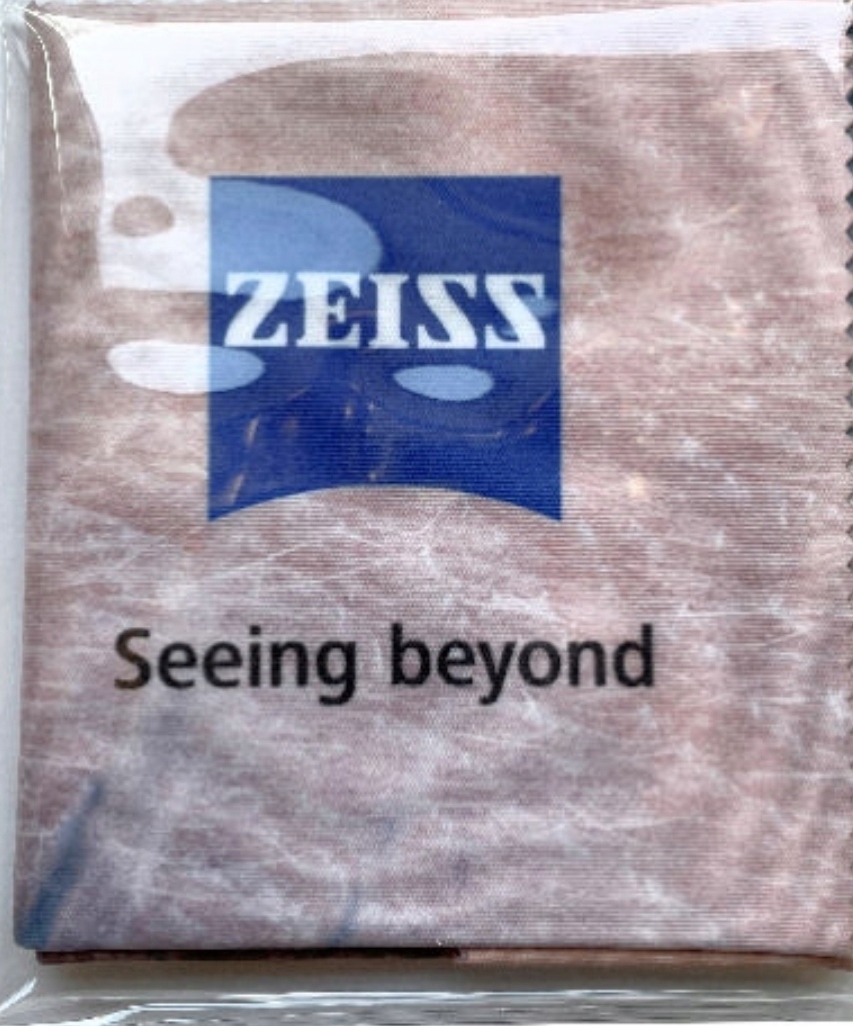 ZEISS ТКАНЬ ДЛЯ ОЧКОВ ОЧЕНЬ БОЛЬШАЯ УДОБНАЯ