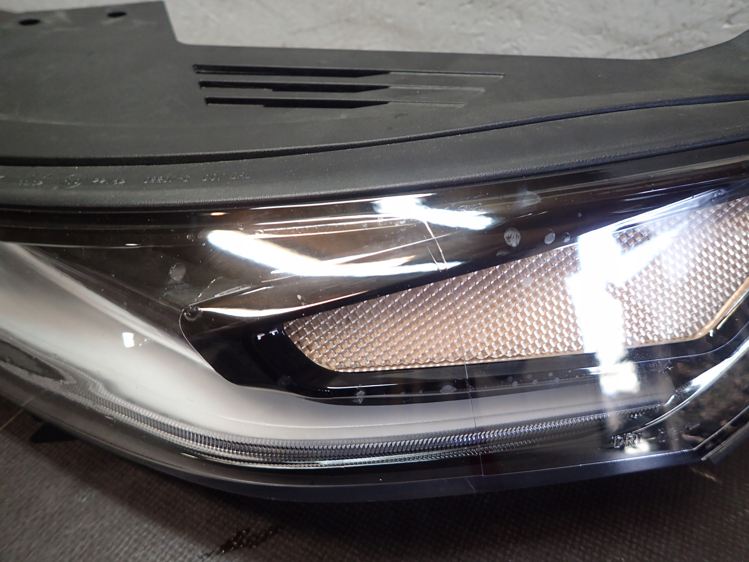 light front left HYUNDAI SANTA FE 18-20 DRL LED