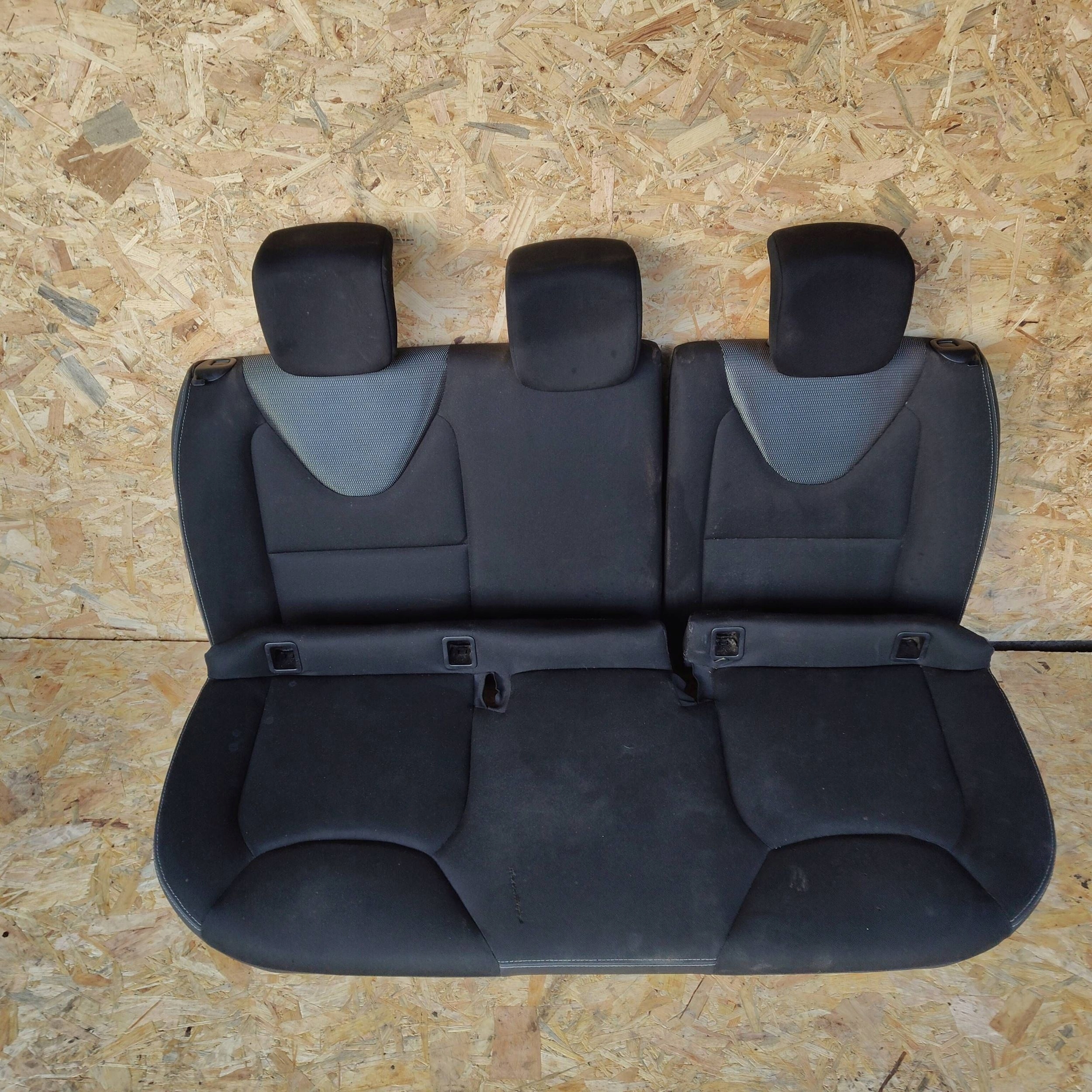 Sitz hinten heck Renault Clio IV oparcie HB