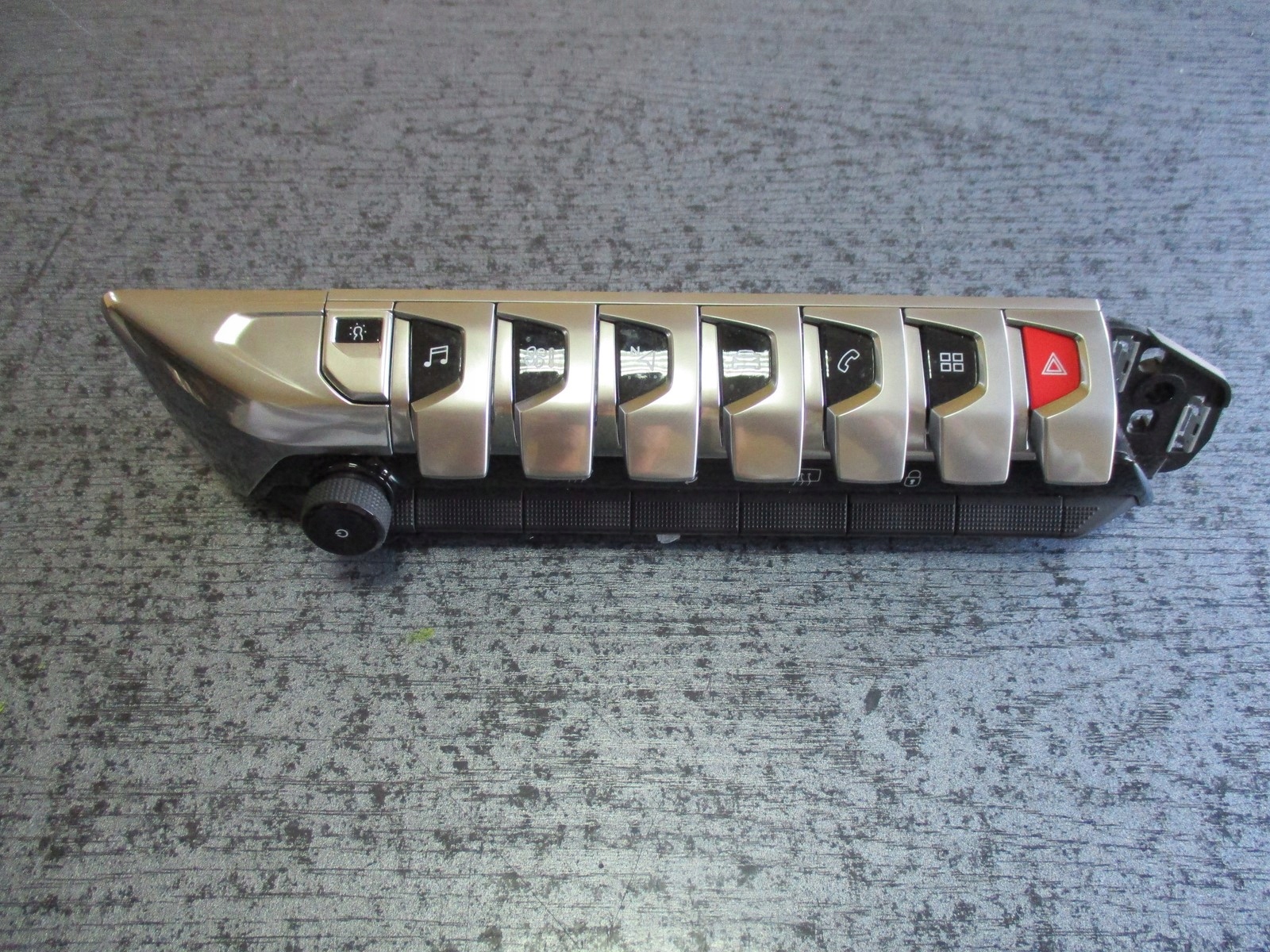 Перемикач панелі Peugeot P5008 98106120dx