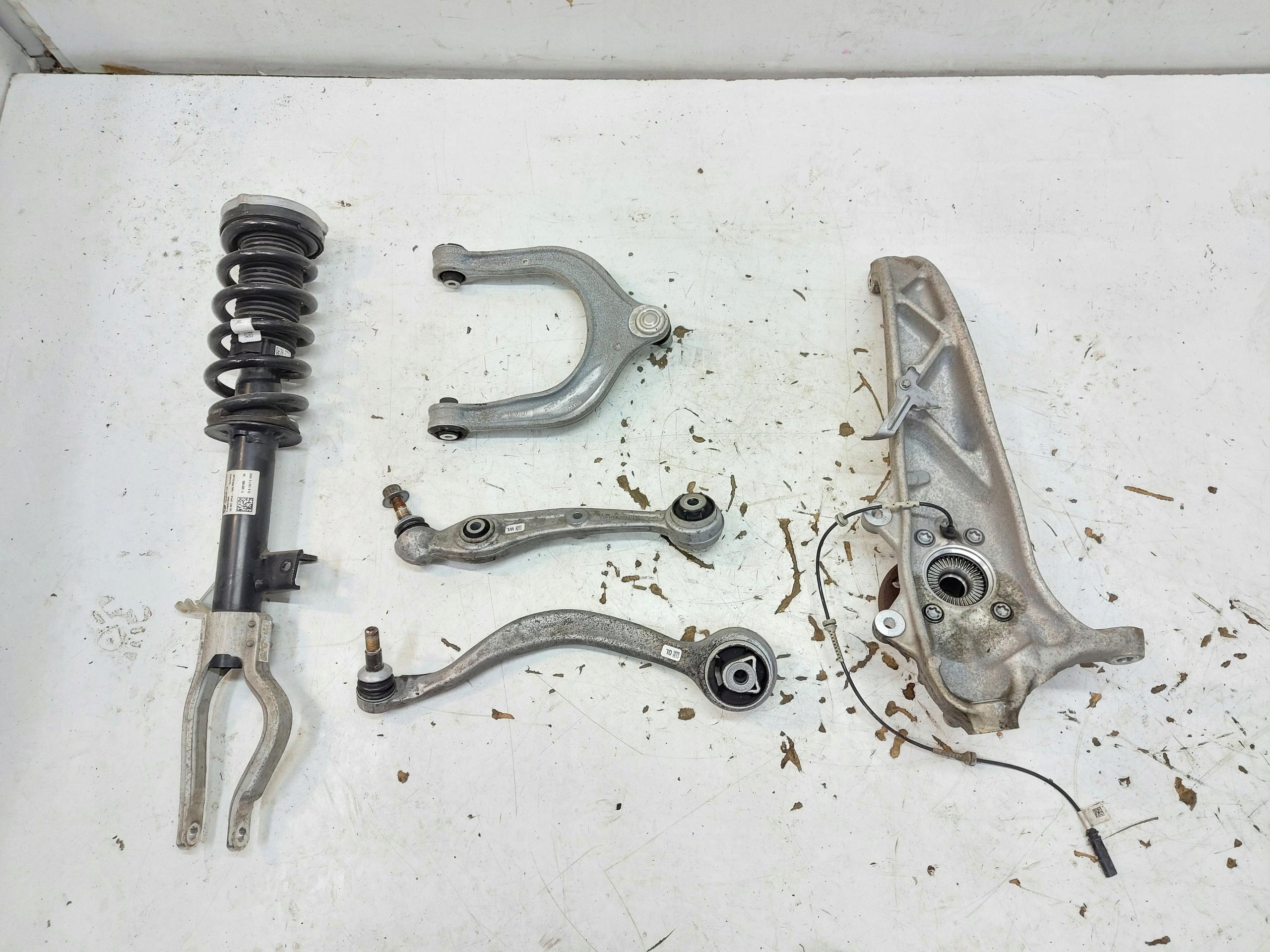 BMW iX i20 2023, Xdrive50 arm shock absorber swing left front