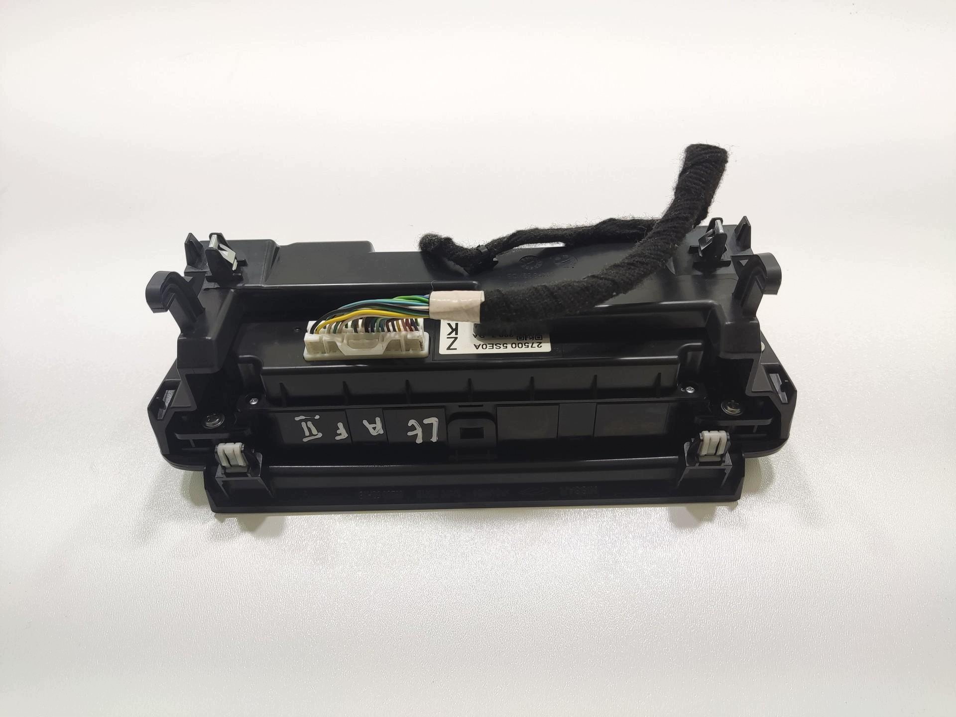 prekidač klime rešetka ventilacije NISSAN LEAF II 2017-2022 27500-5SE0A