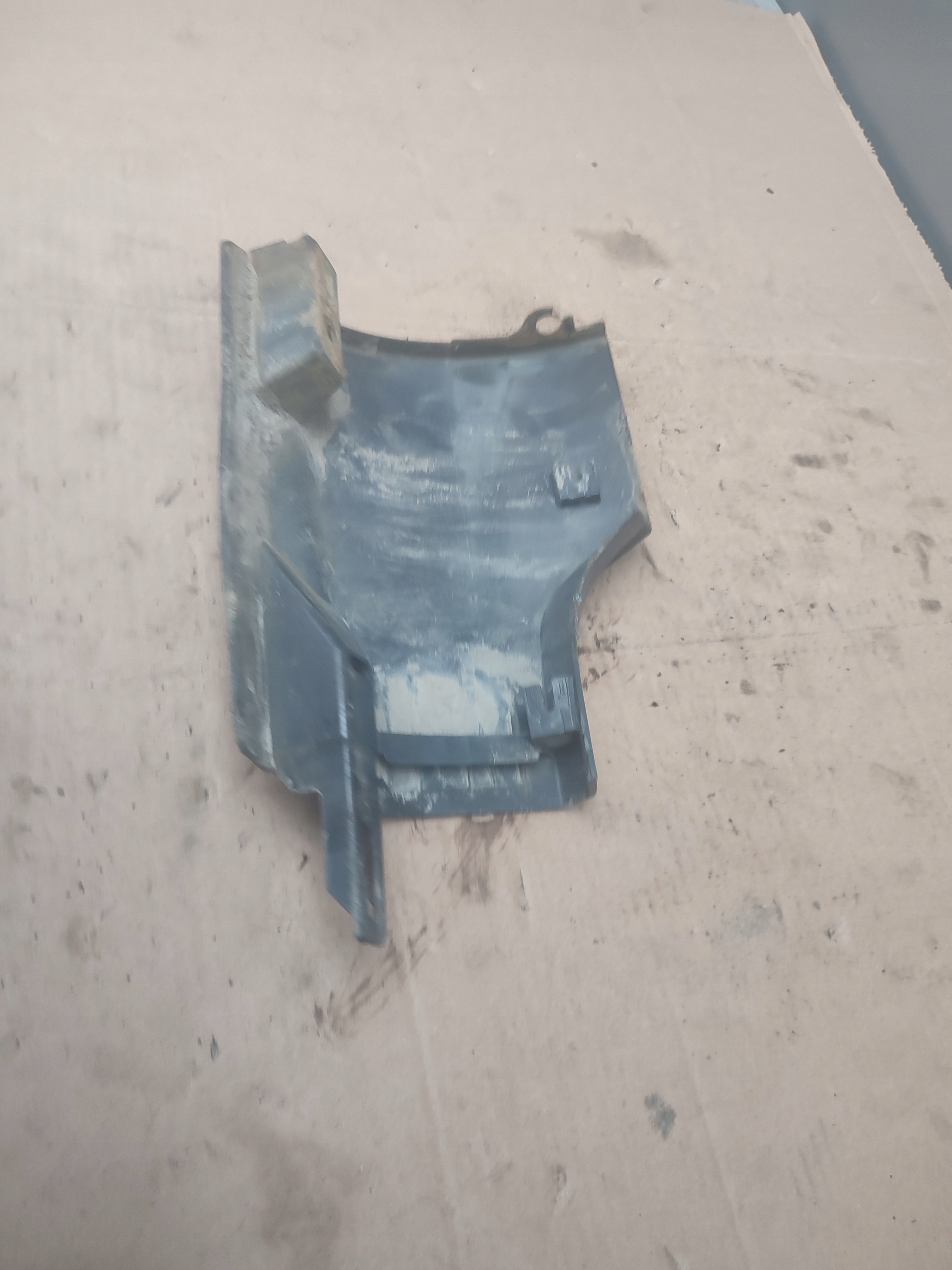 pipe end mouldings progowej left Volkswagen Passat b7 LK7X