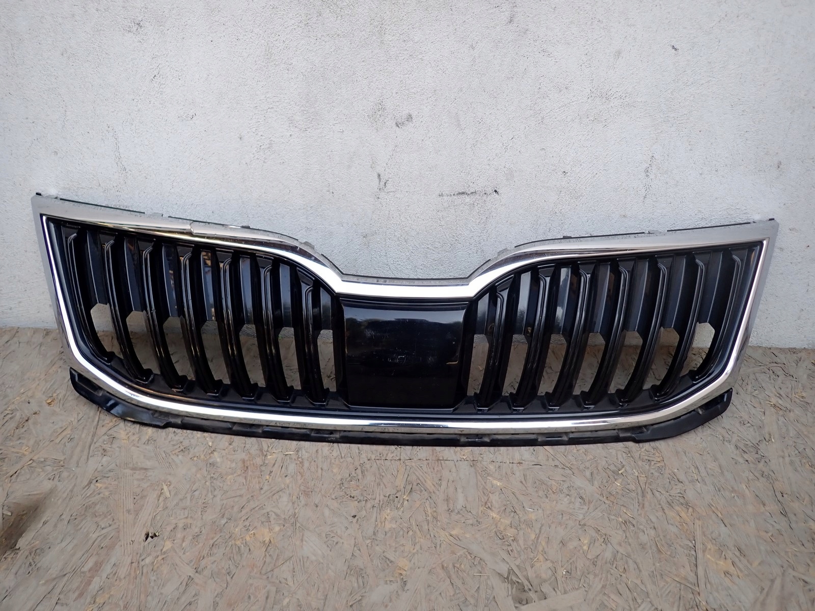 ATRAPA GRILL GRIL SKODA OCTAVIA III 5E LIFT 2017-2020R 5E0853653C