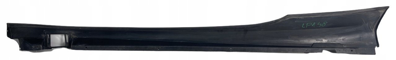 ^ LISTWA PROGOWA ASTRA IV J GTC OPC-LINE 13346648 Typ samochodu 4x4/SUV Samochody osobowe