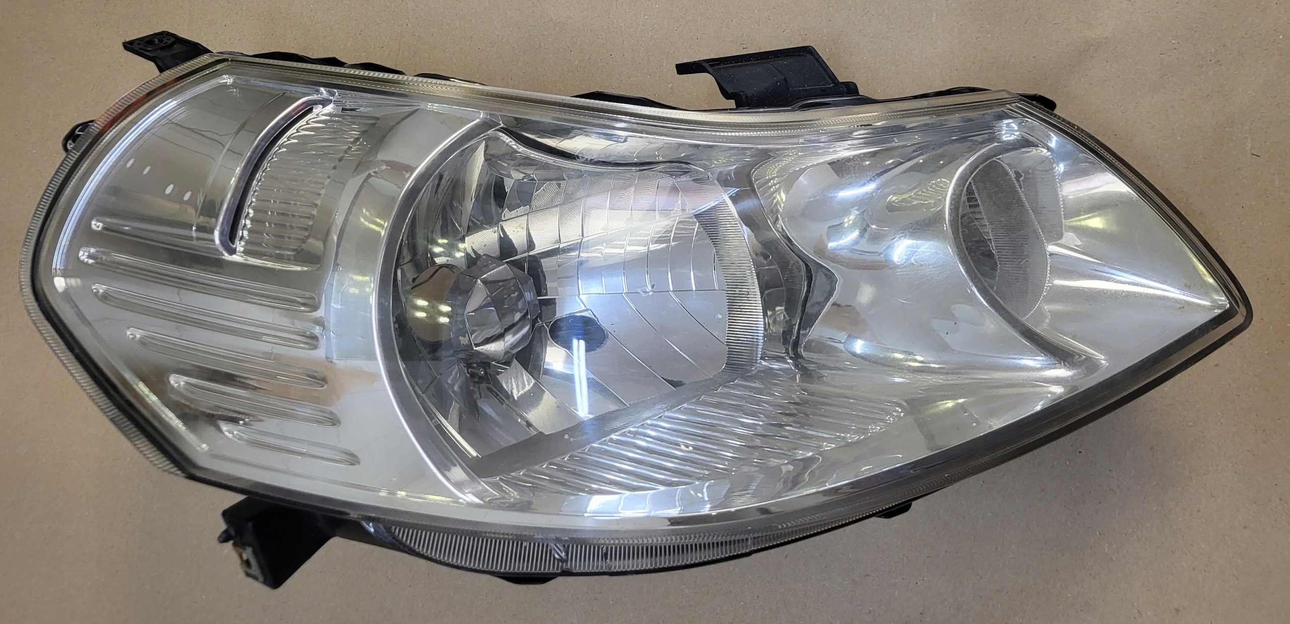 REFLEKTOR light right front front mini motor SUZUKI SX4 SX-4 OE EU KOITO