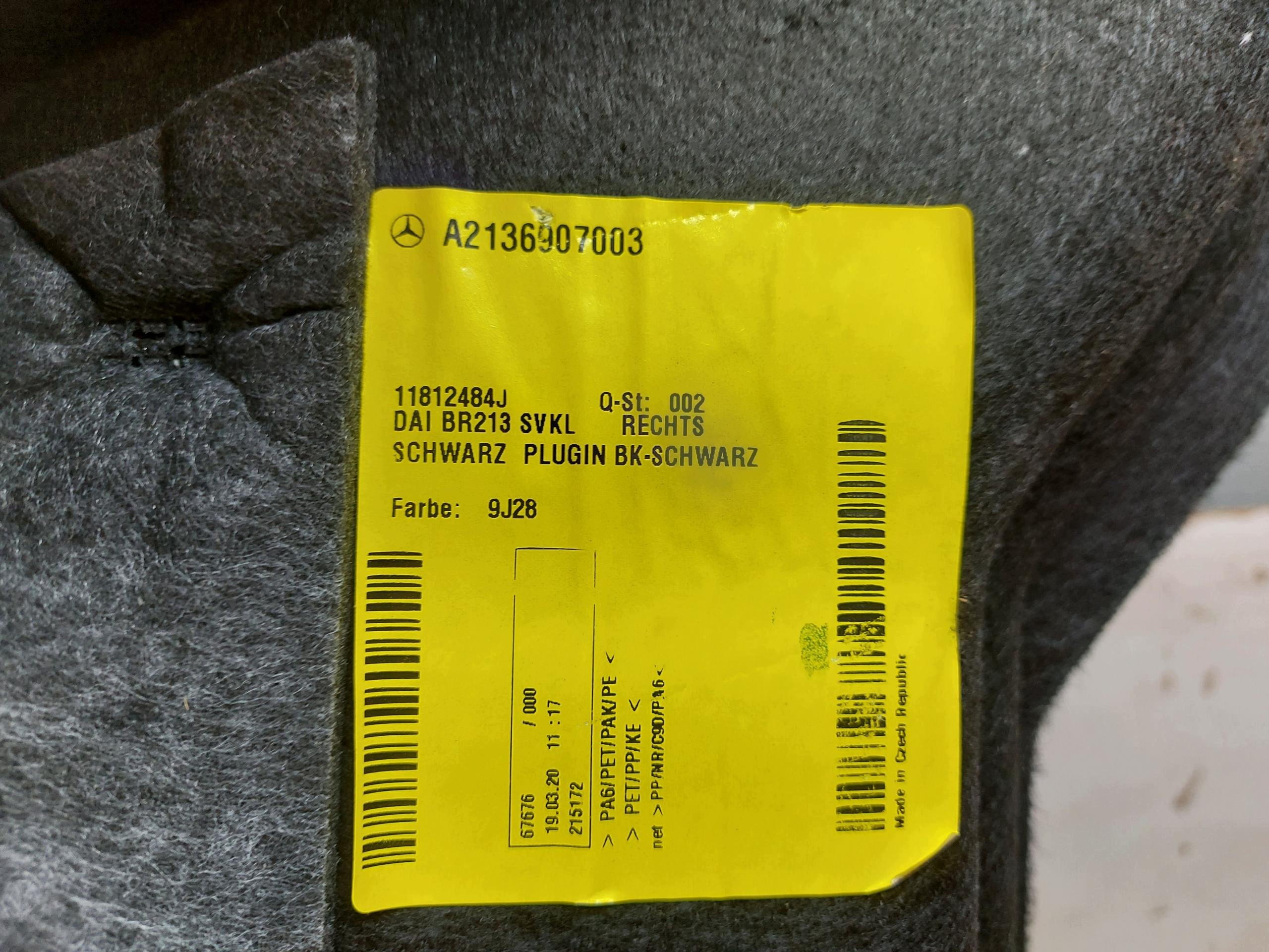 MERCEDES W213 E300de Kombi boot upholstery right A2136907003
