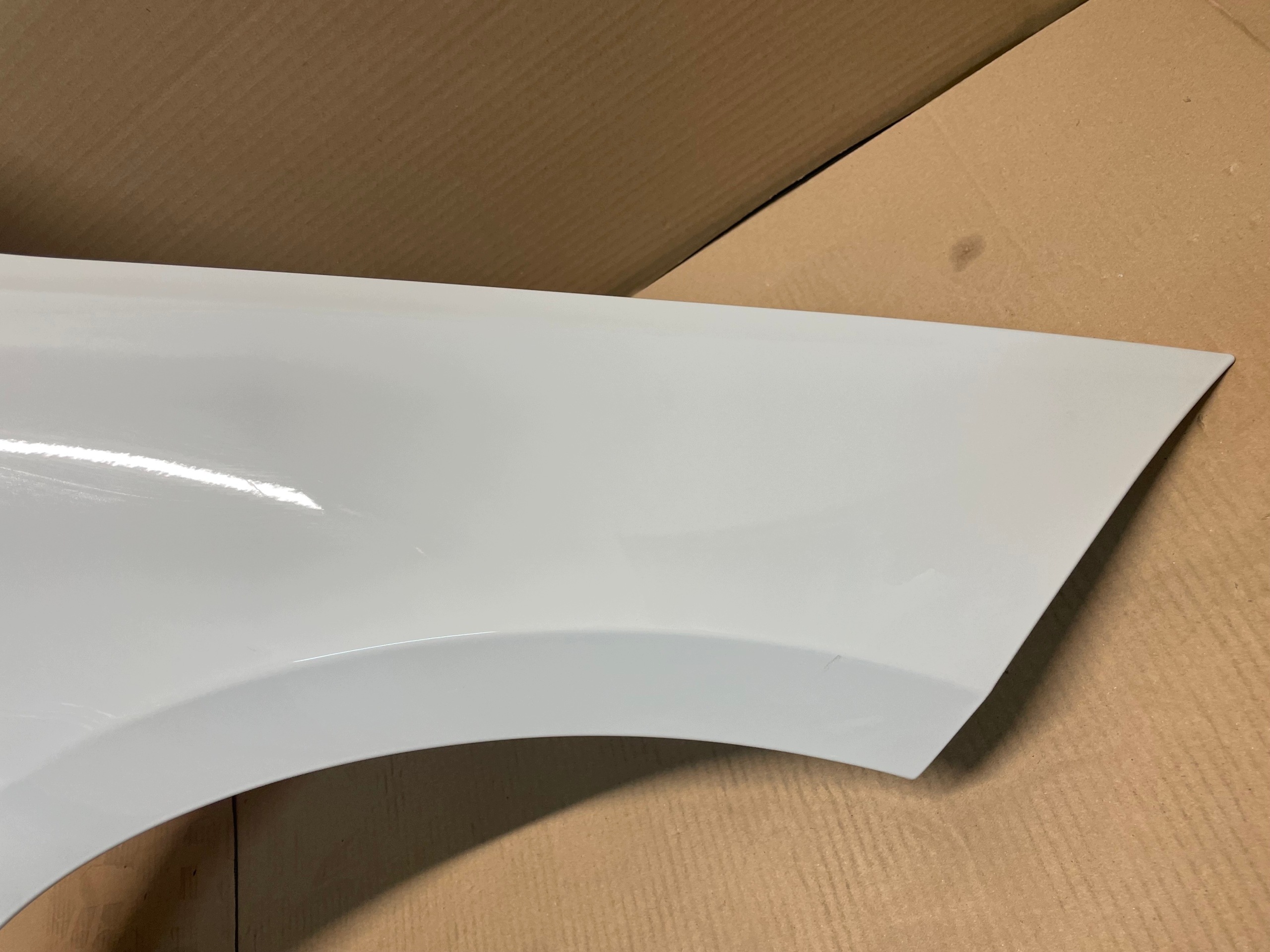parafango anteriore destra BMW 2 F74 colore A300