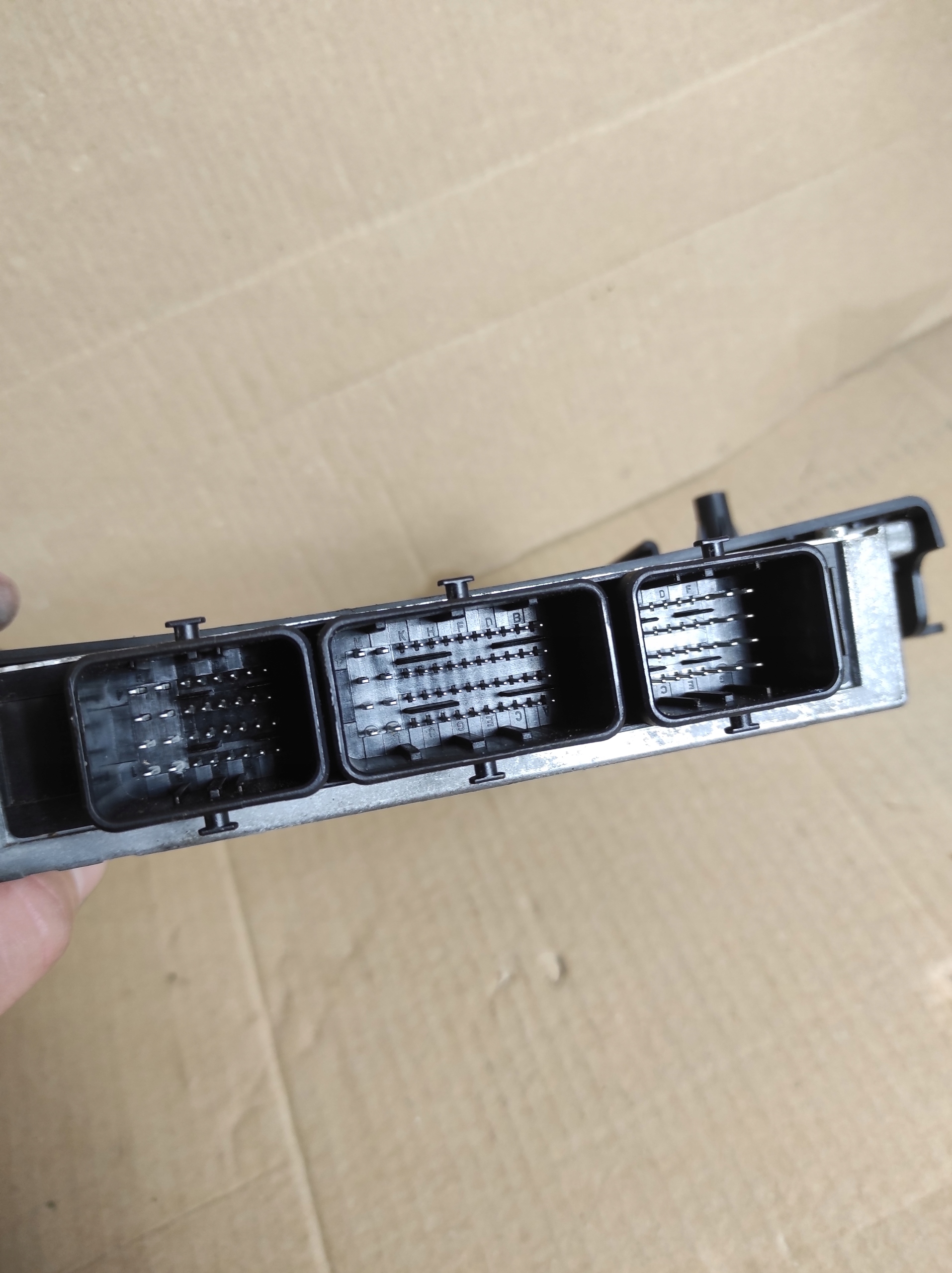 PEUGEOT 407 1.8 B computer control unit 9654131380